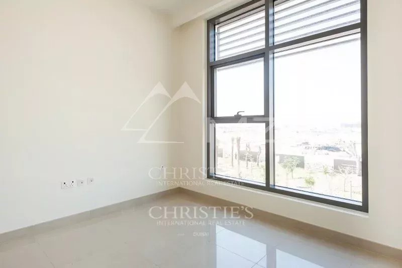 Exclusive|Pool View|Large Layout|Tenanted|High Flr