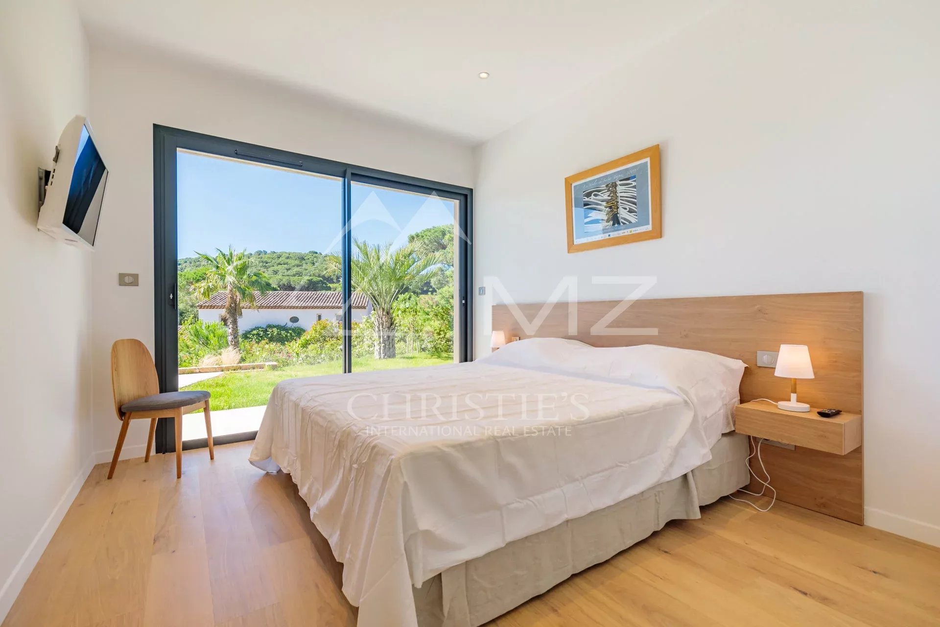 Ramatuelle - New contemporary villa