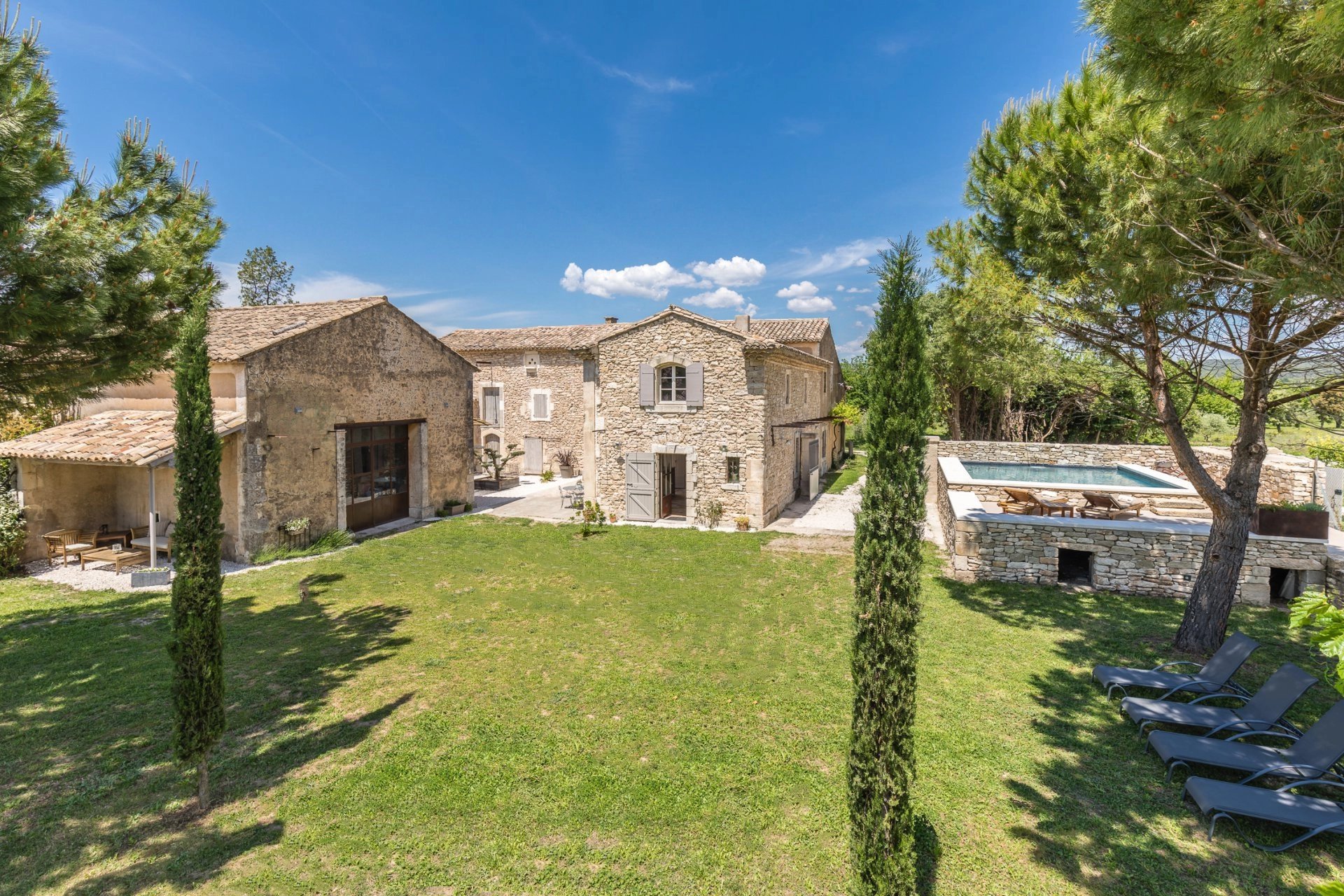 Luberon - Mas de charme restauré avec soin