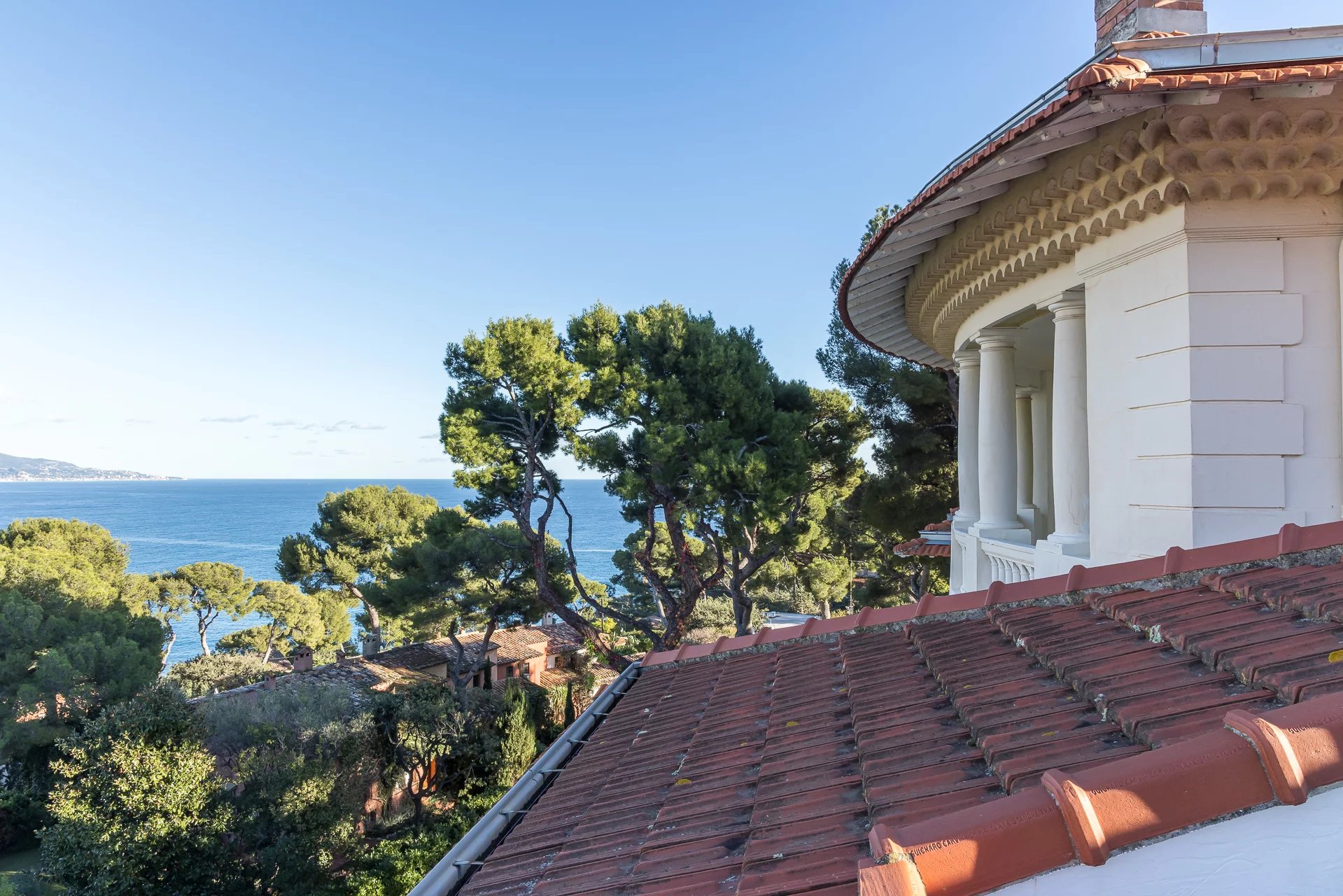 Appartement dans résidence avec piscine