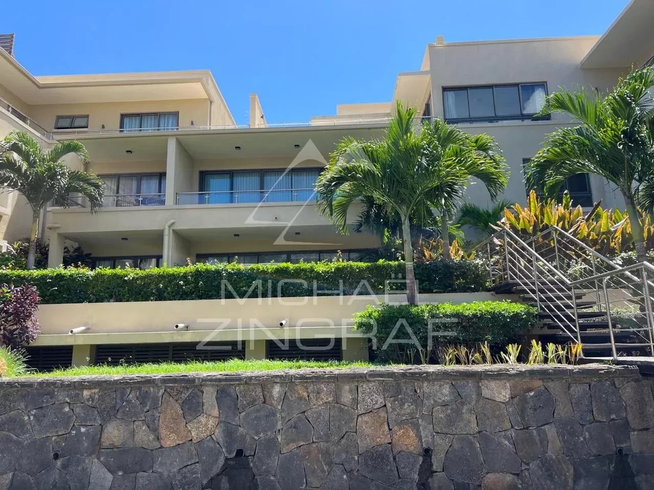 2-Zimmer-Wohnung direkt am Strand in Tamarin