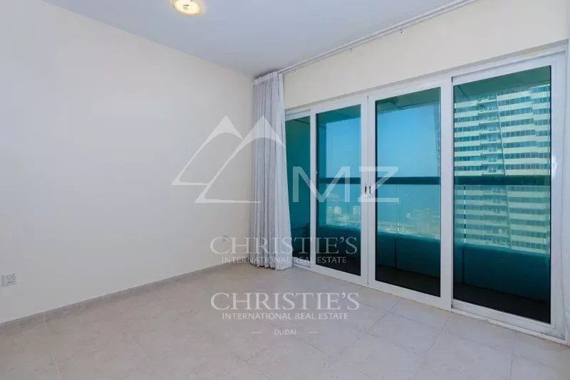 High-Floor|Partial Sea Views|Great Layout | Vacant