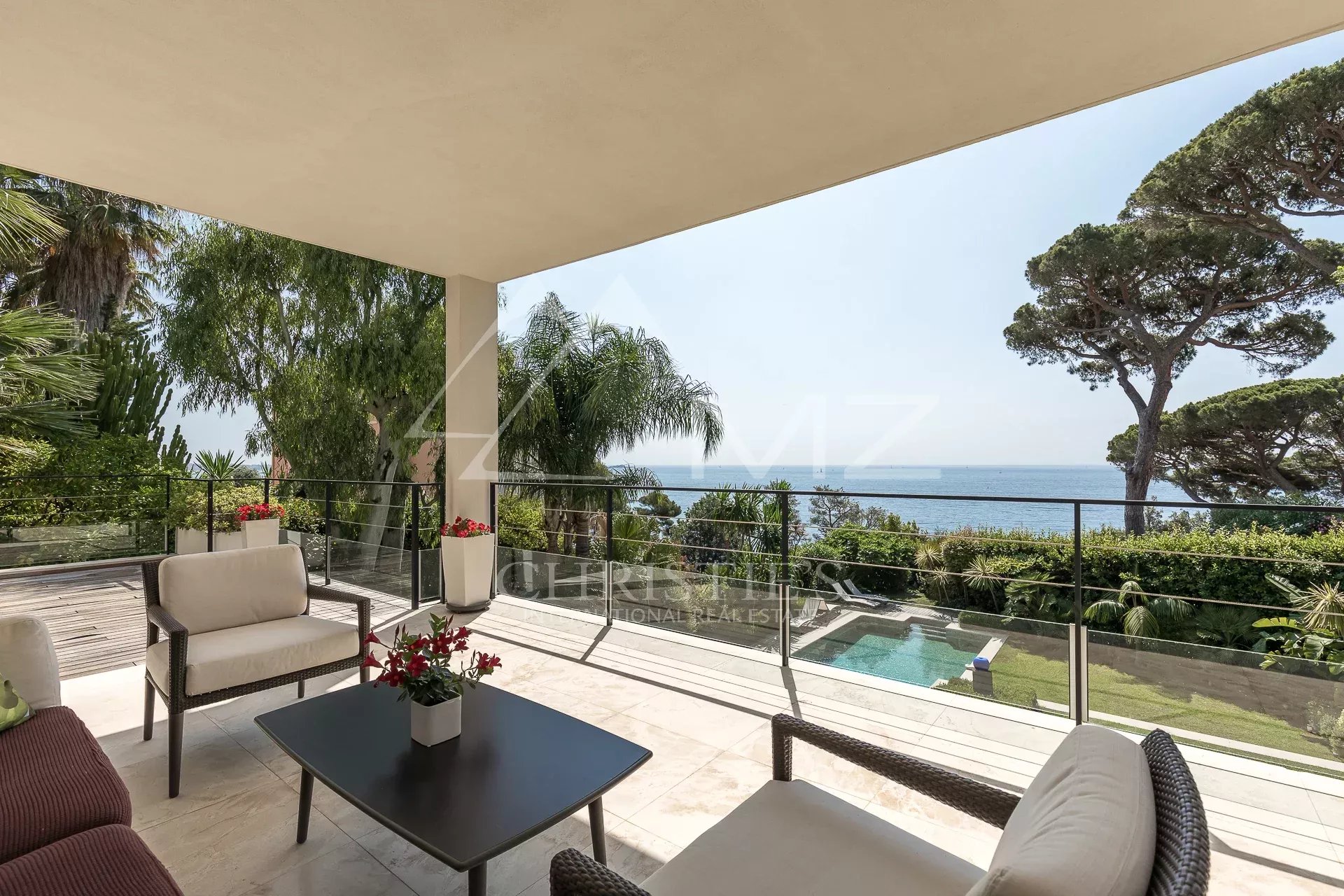 Cannes - superbe villa contemporaine 4 chambres