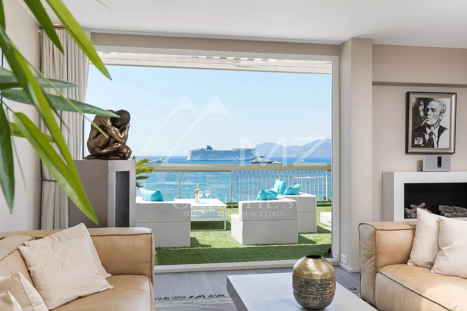 Cannes - Croisette - Magnifique penthouse