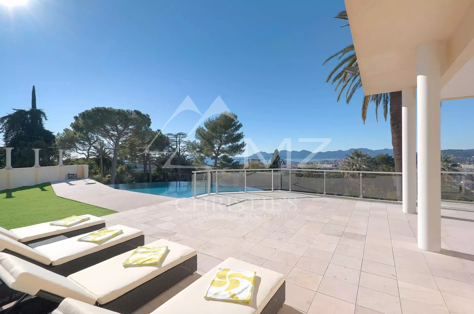 Cannes - Somptueuse villa neuve