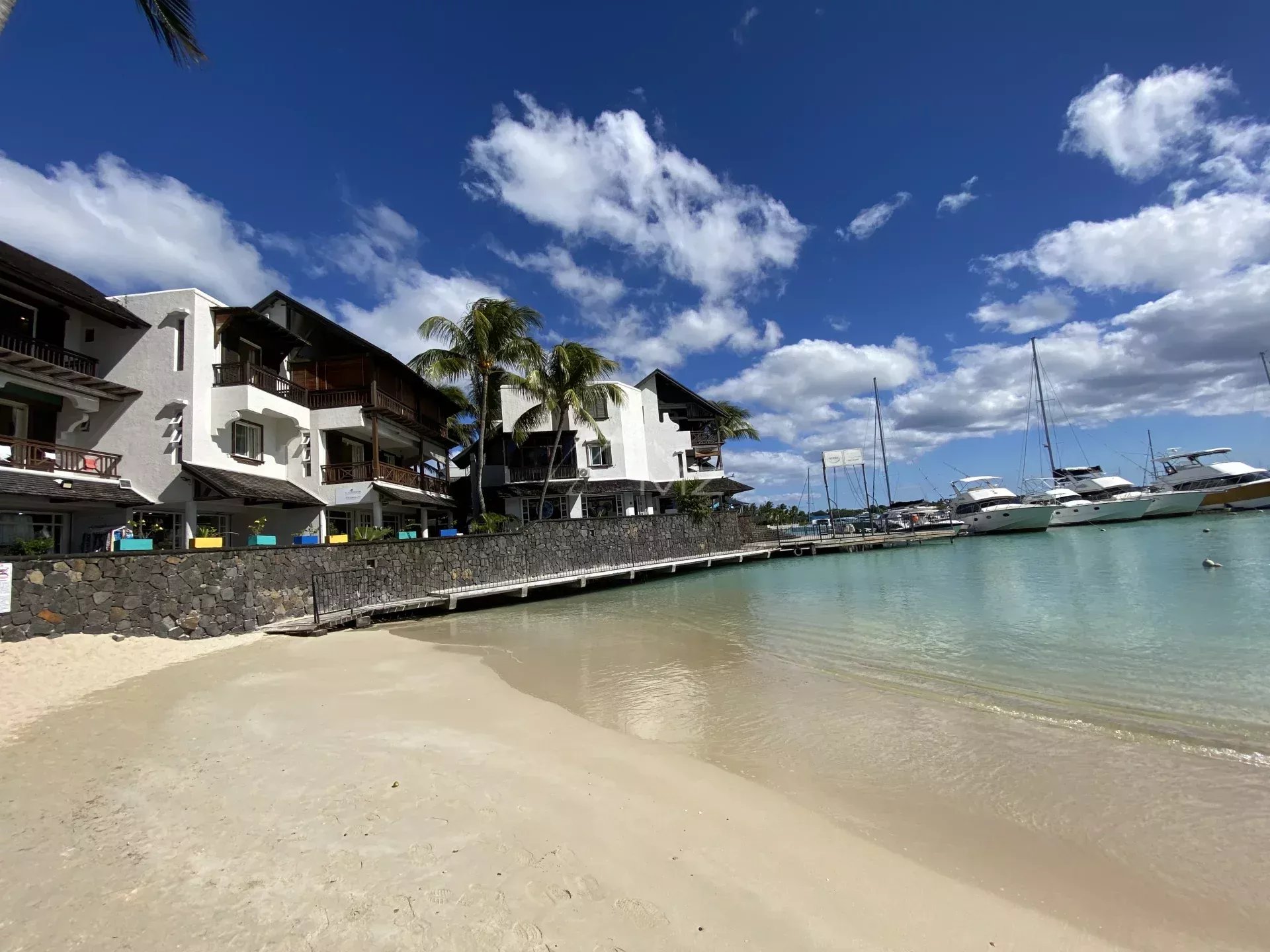 Appartement 2 chambres sur la baie de Grand Baie