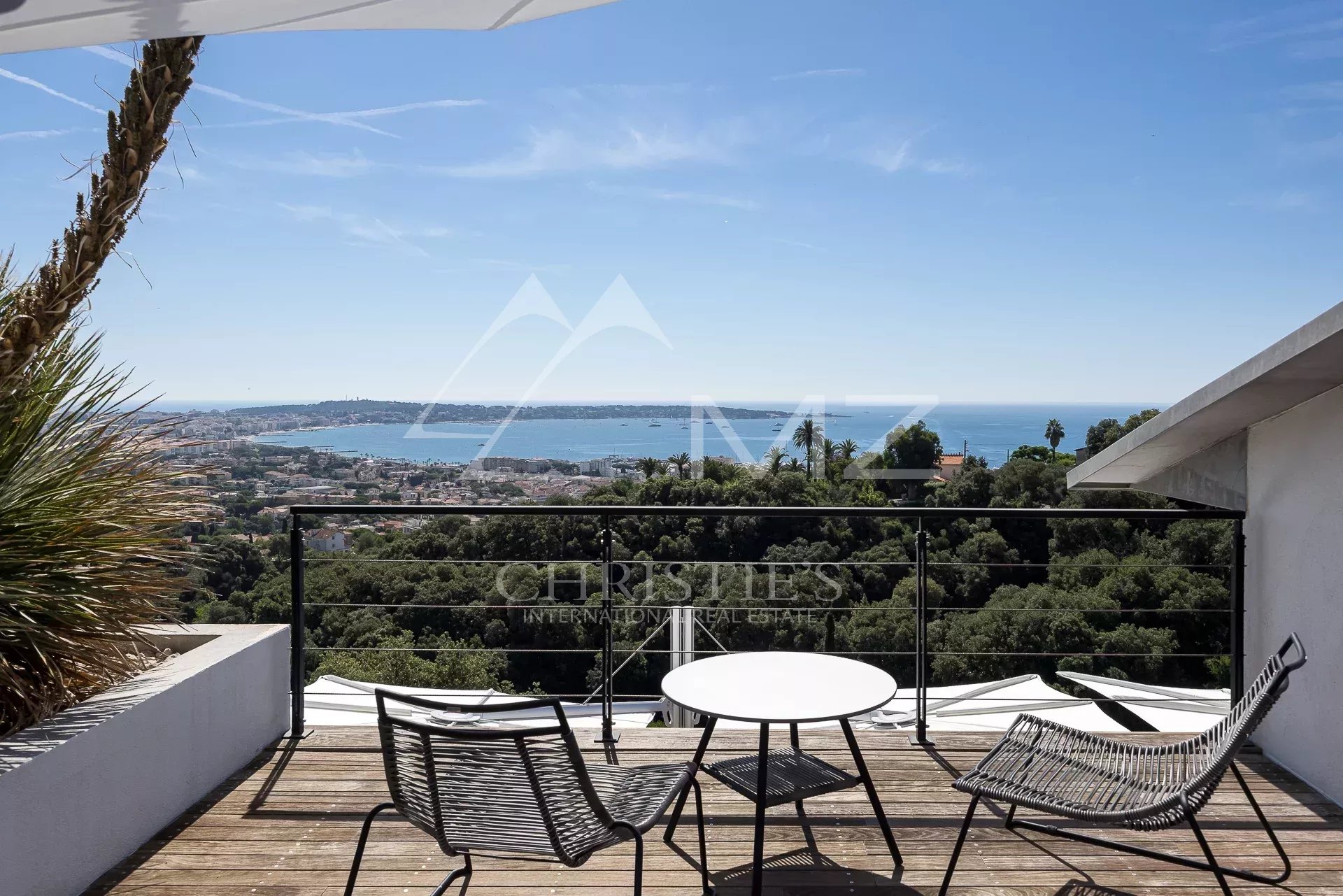 Golfe Juan - Villa contemporaine - Vue mer panoramique