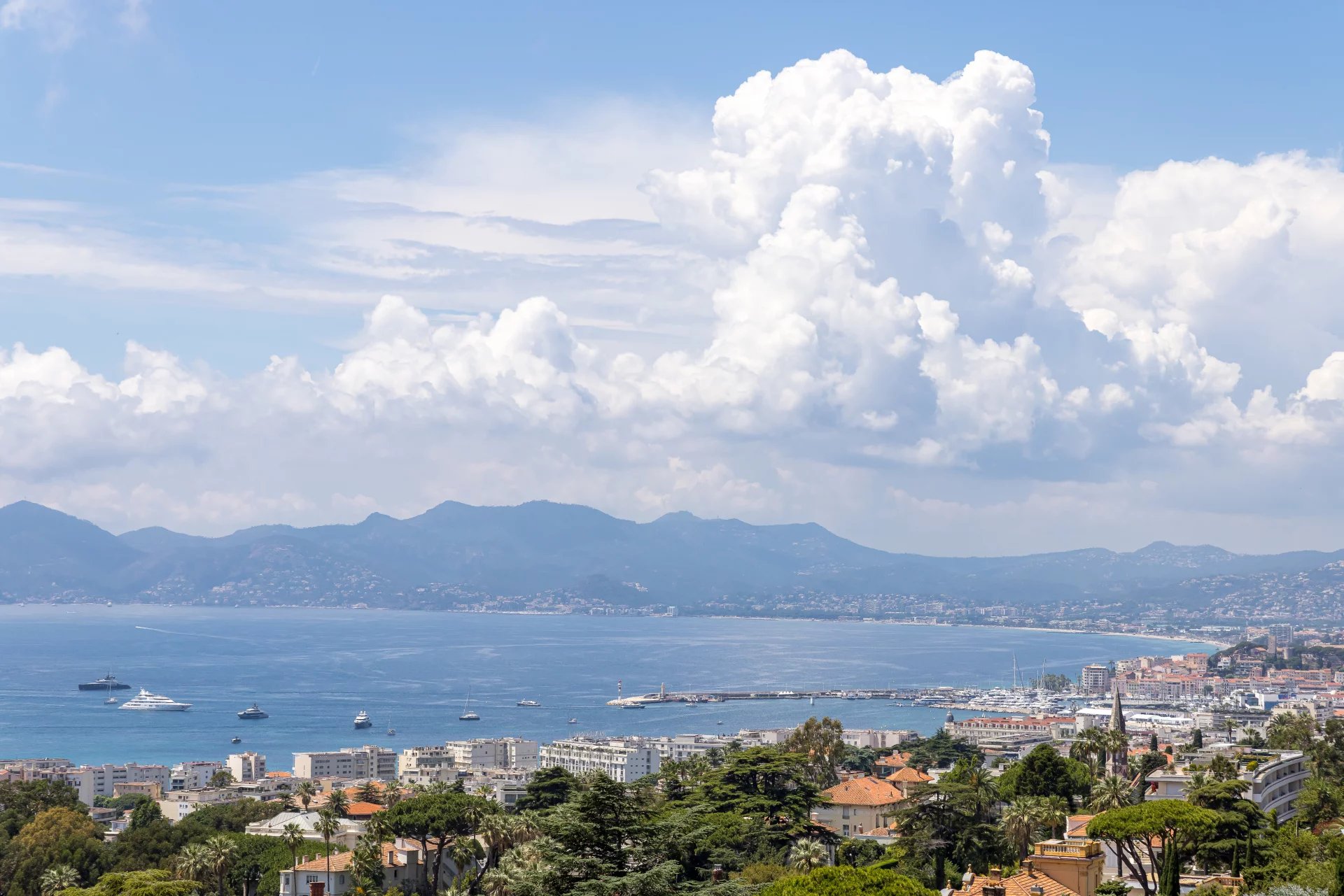 Superbe dernier étage, vue mer panoramique