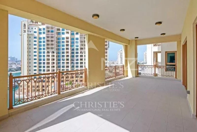 Spacious 3bed + m with Sea View |Type B | Rented