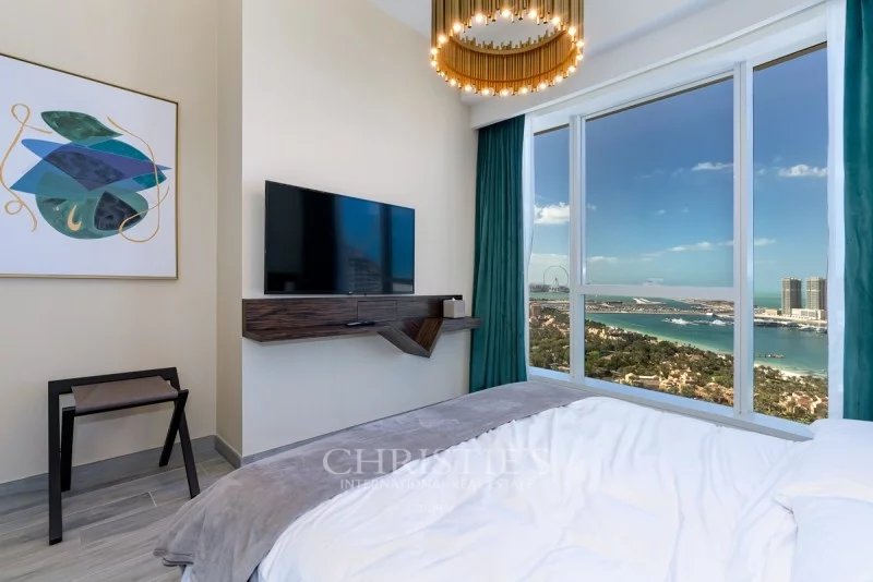 Stunning Views| Fully Furnished | Vacant | Call now