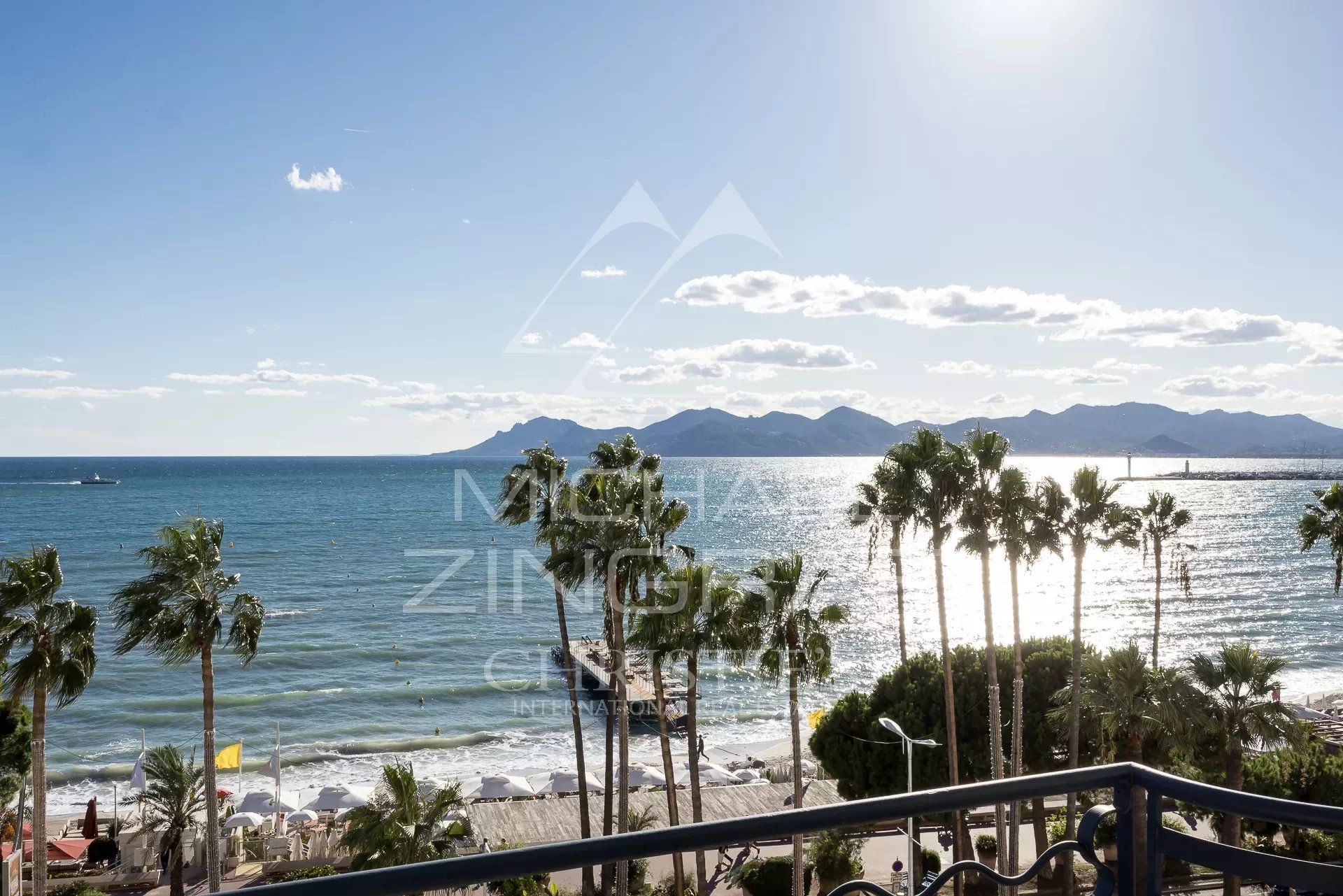 Cannes - Croisette - 3-Zimmer-Wohnung mit Panorama-Meerblick