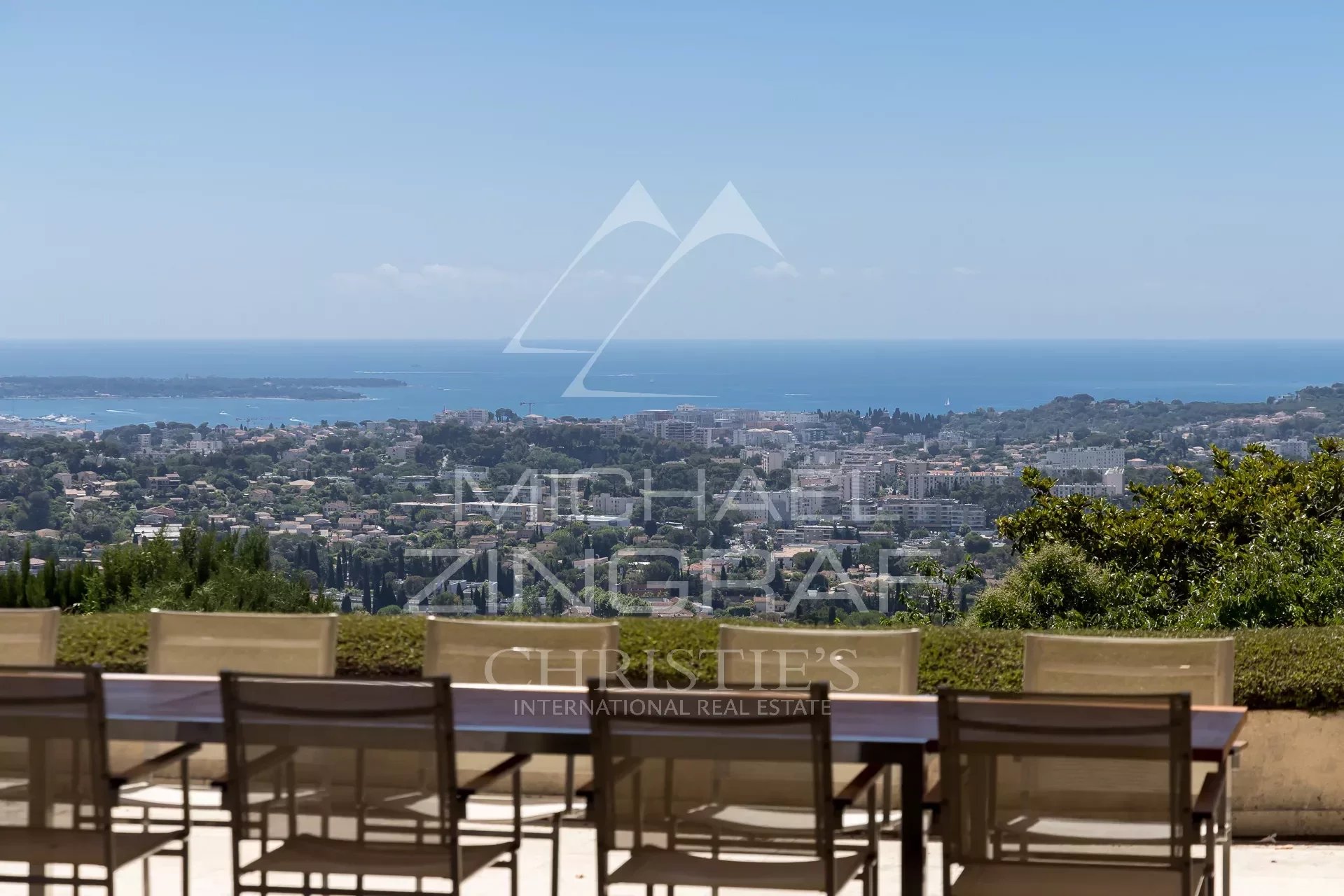 Mougins - Walking distance from the village, panoramic sea view - 5 bedrooms