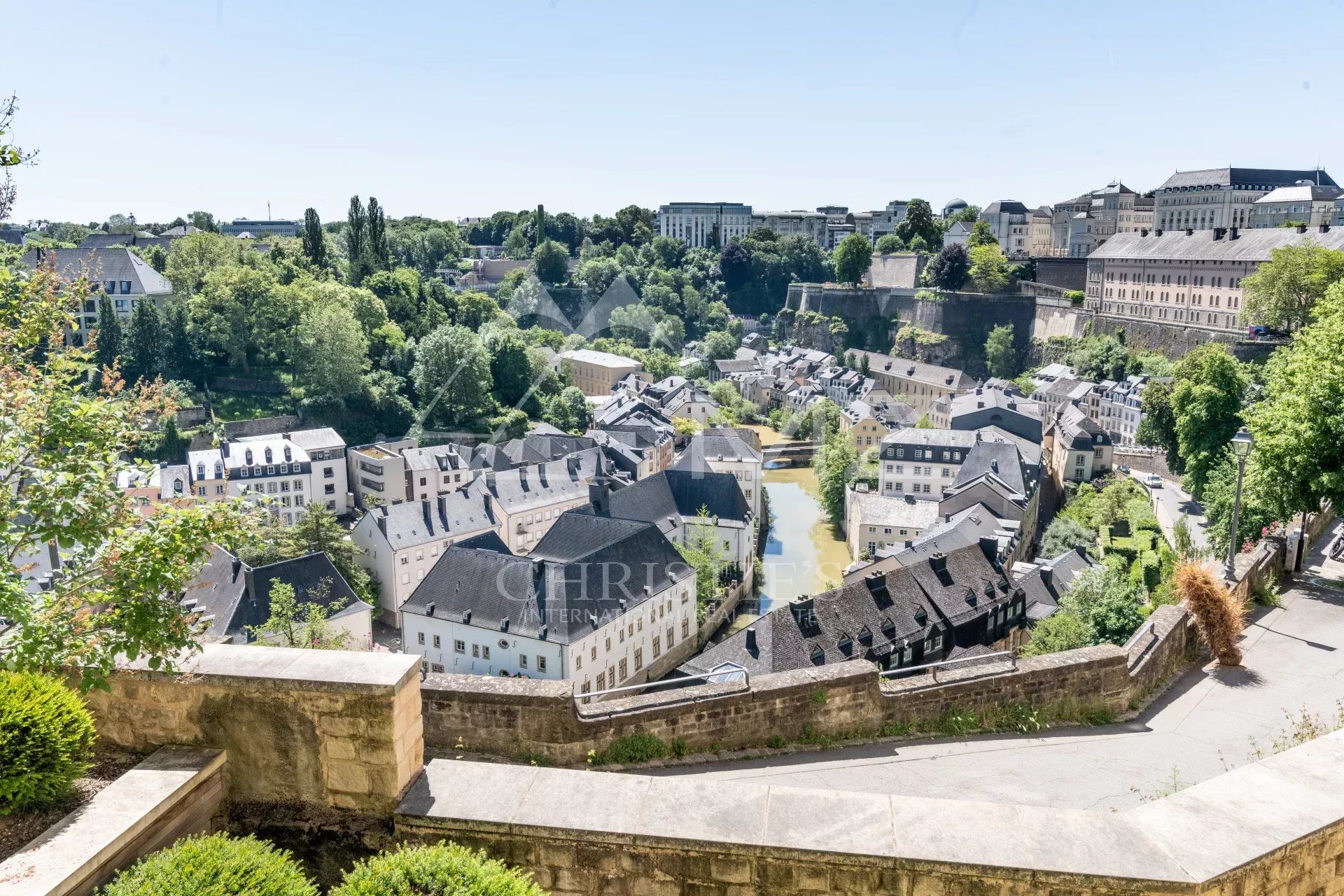 ASTONISHING DUPLEX IN THE CENTRE OF LUXEMBOURG