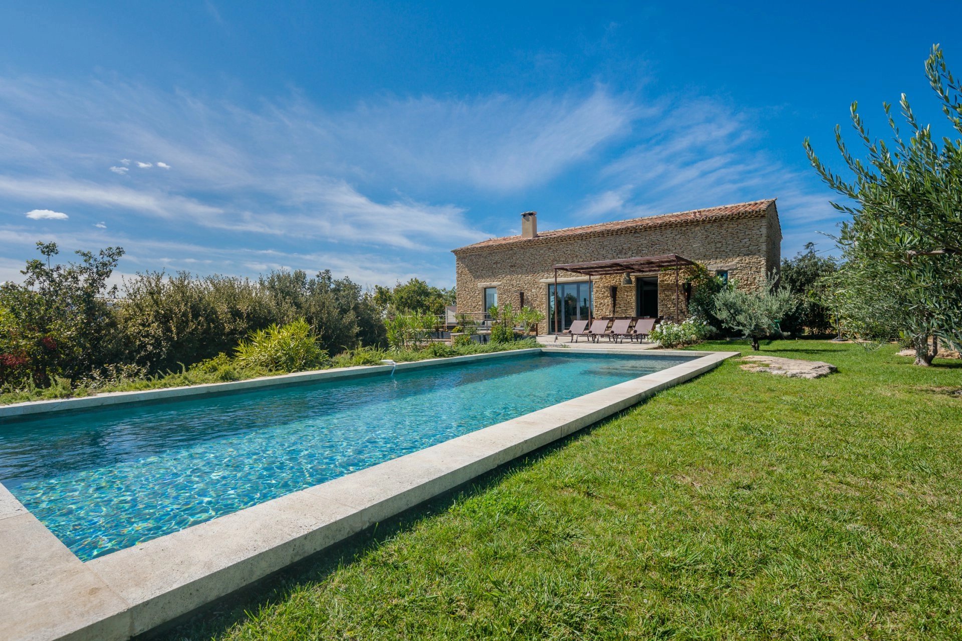 Proche Gordes - Superbe maison d'architecte dans un environnement privilégié