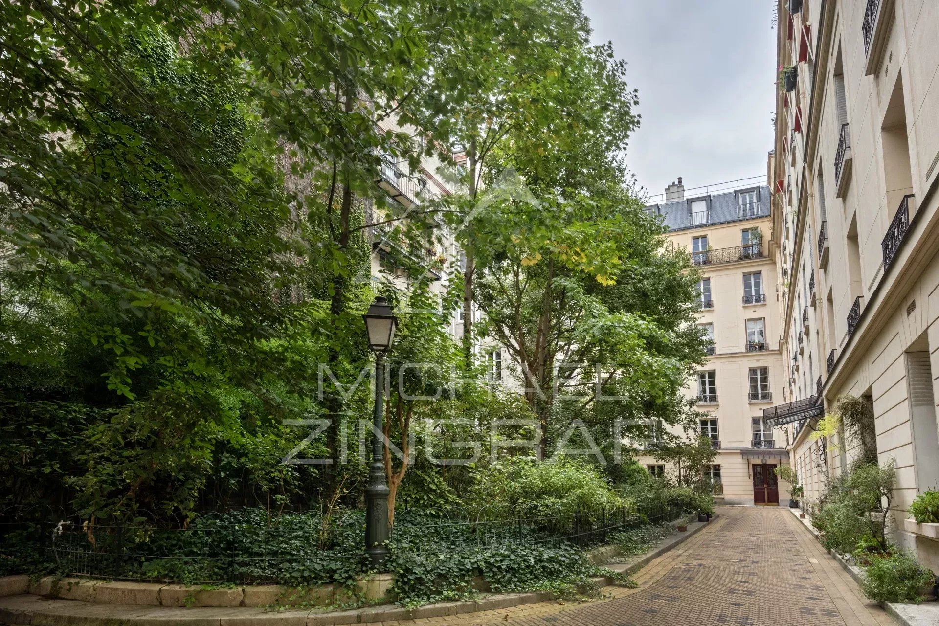 À vendre - Appartement 2 pièces - Rue de Grenelle