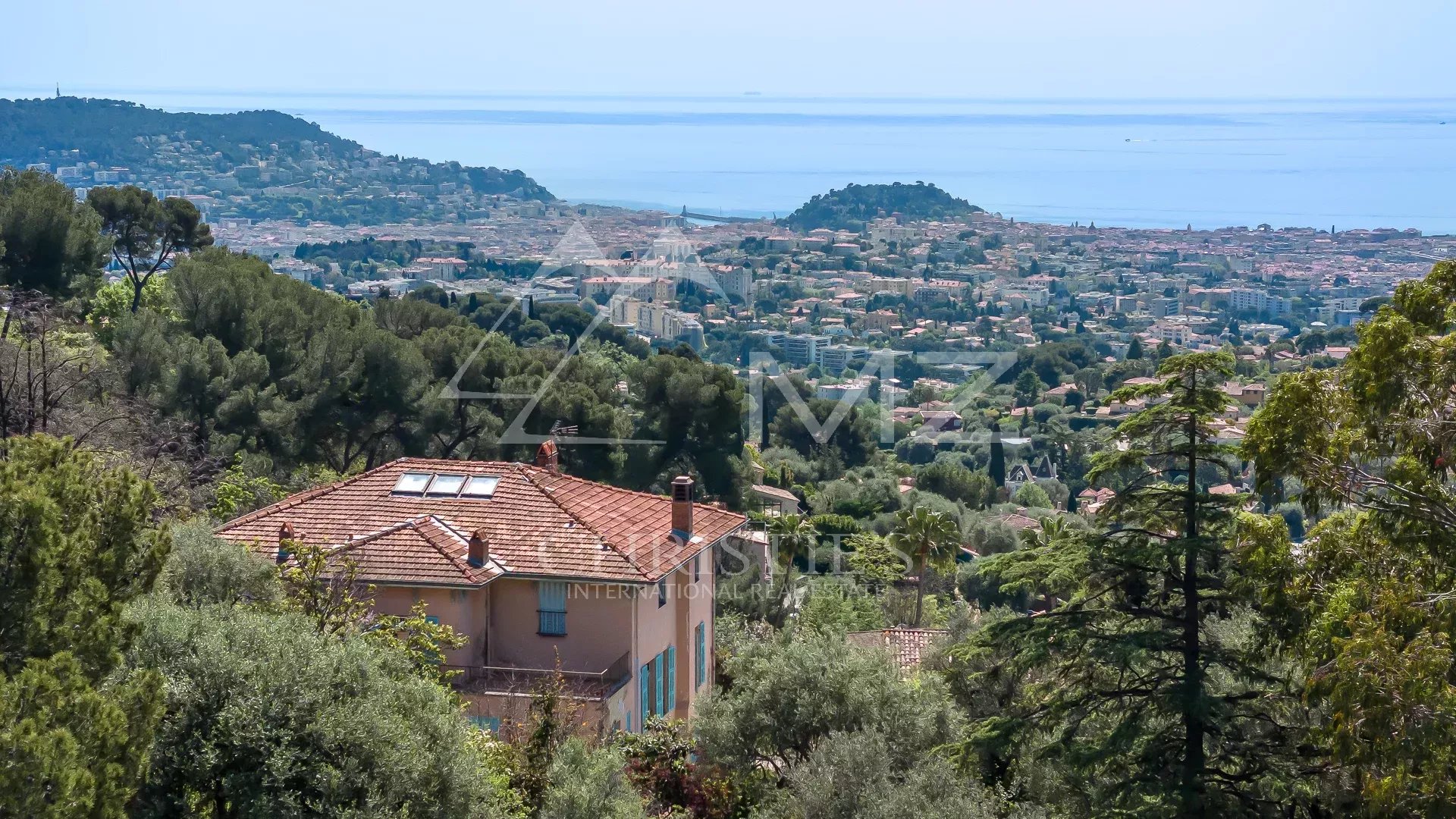 Elegant bastide in the heart of Gairaut: tranquility and authentic charm