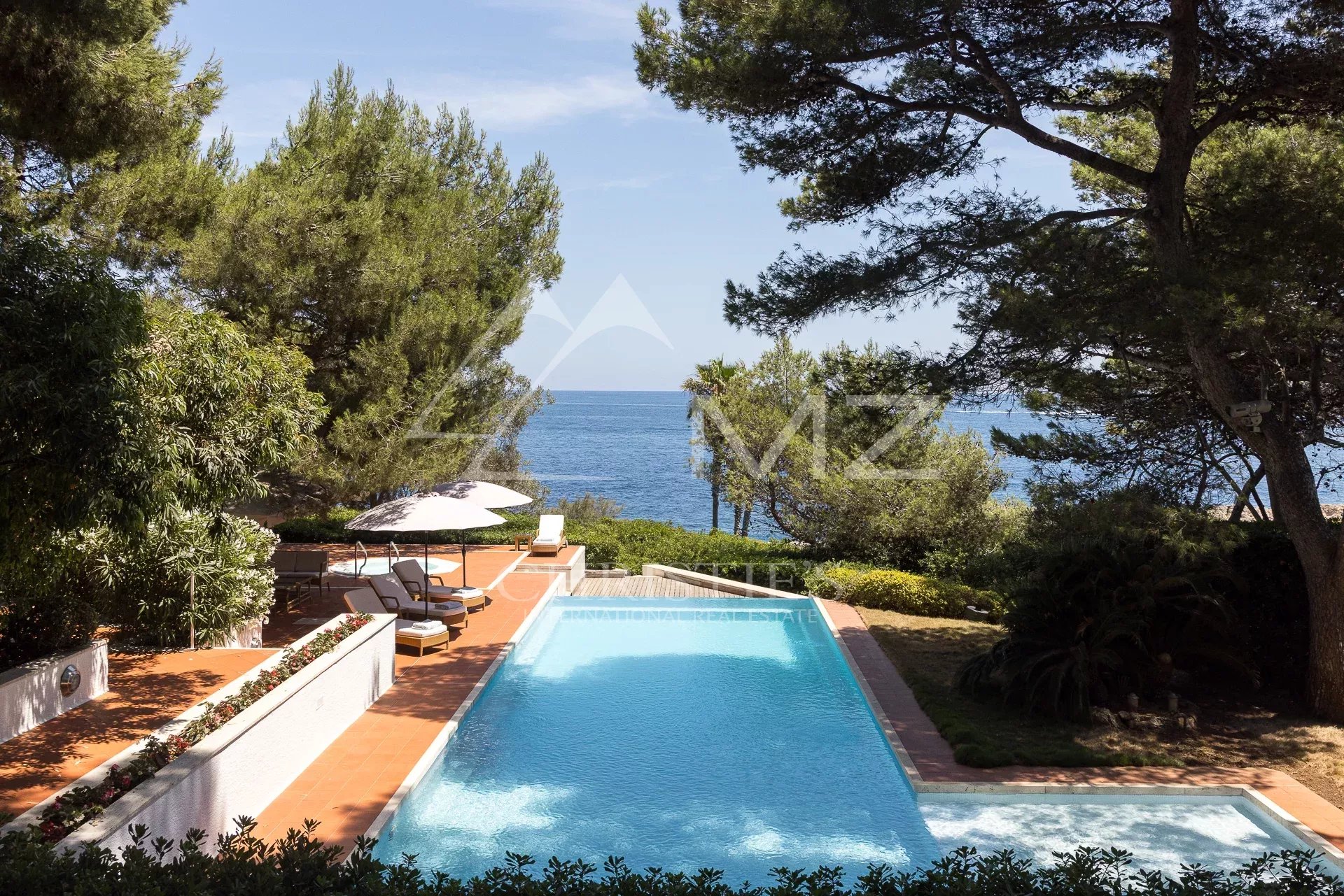 Cap d'Antibes - Unique propriété 9 chambres