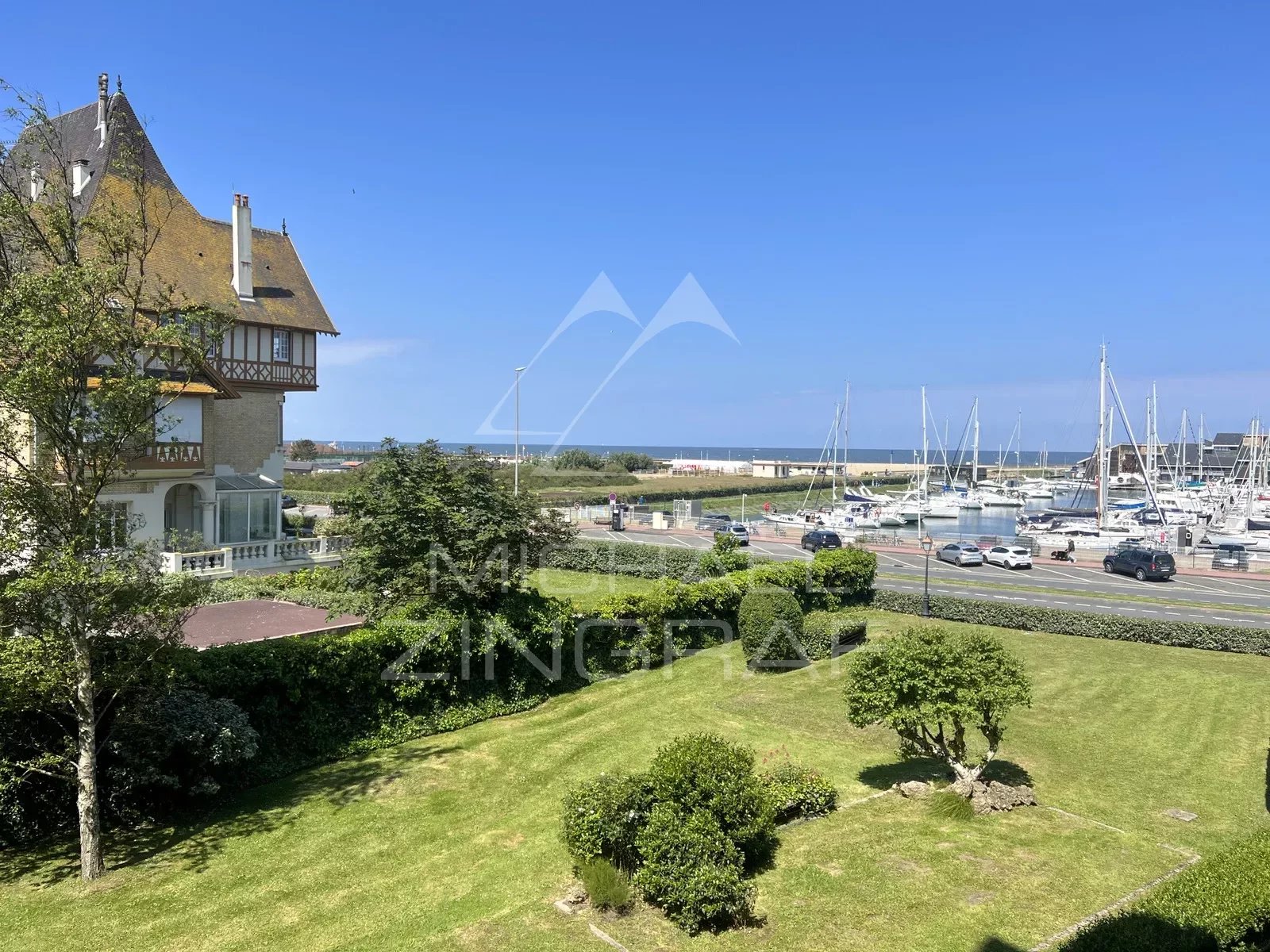 Wohnung mit Meerblick in Deauville