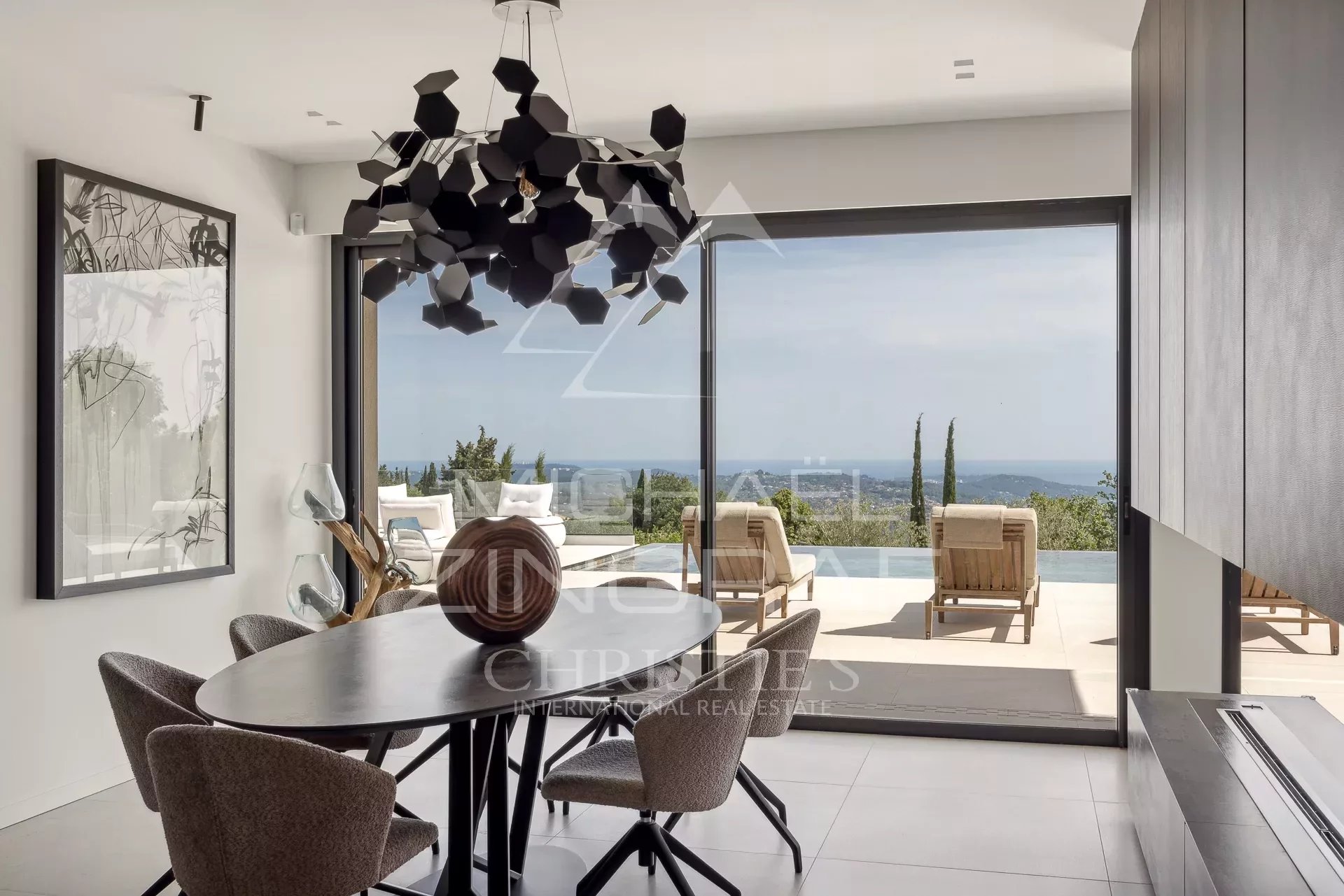 Cannes backcountry - New contemporary villa with panoramic sea view - 5 bedrooms