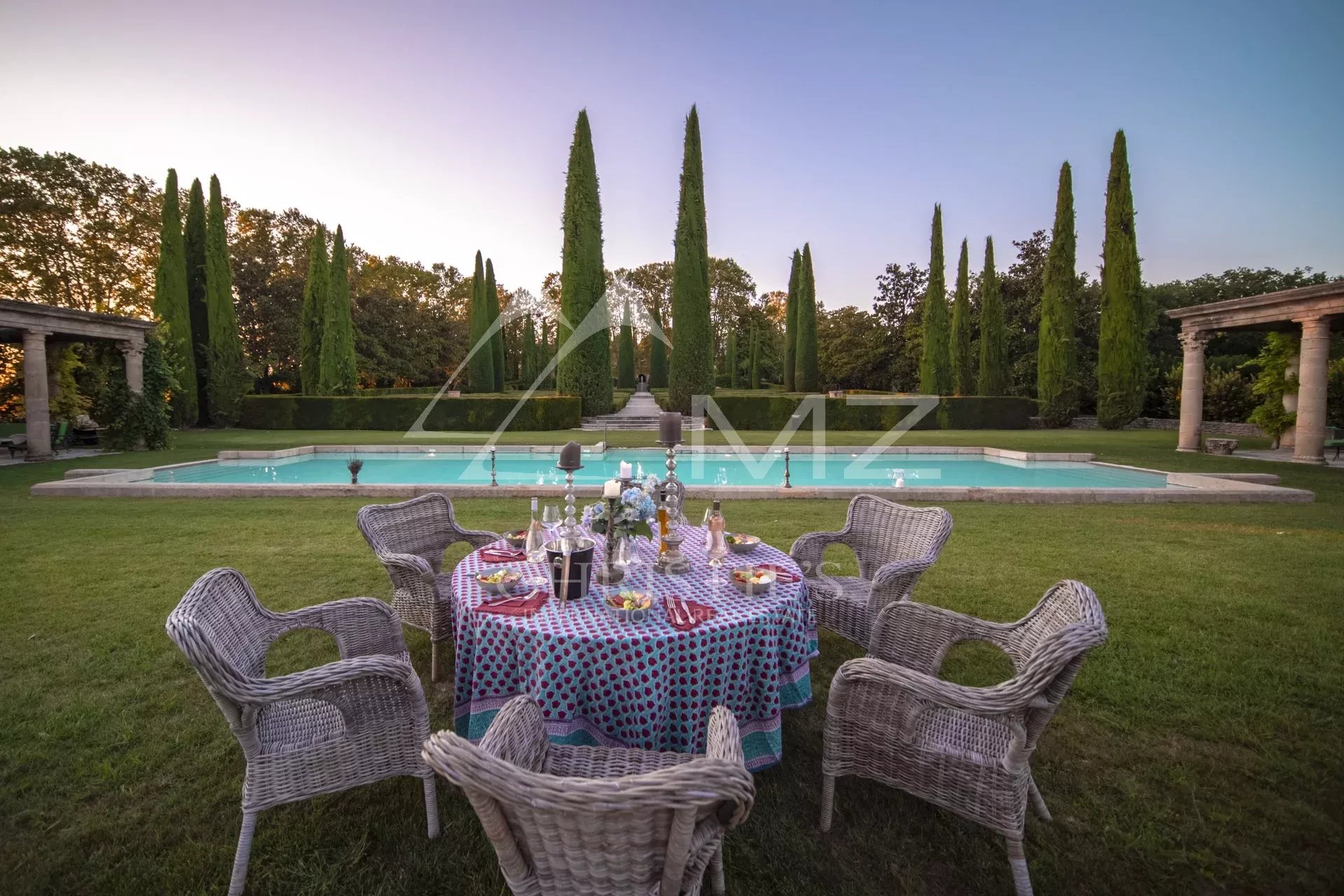 Close to Aix-en Provence - Exceptional domain