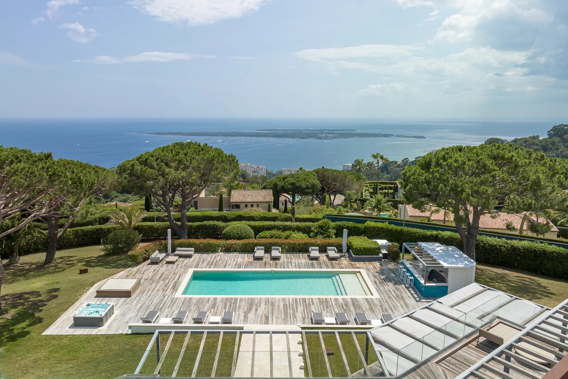 Super Cannes - Vue mer panoramique