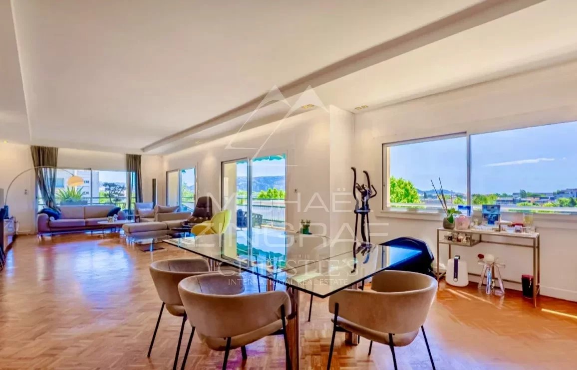 Marseille 8th, Carré d’Or, Apartment in a Prestigious Residence