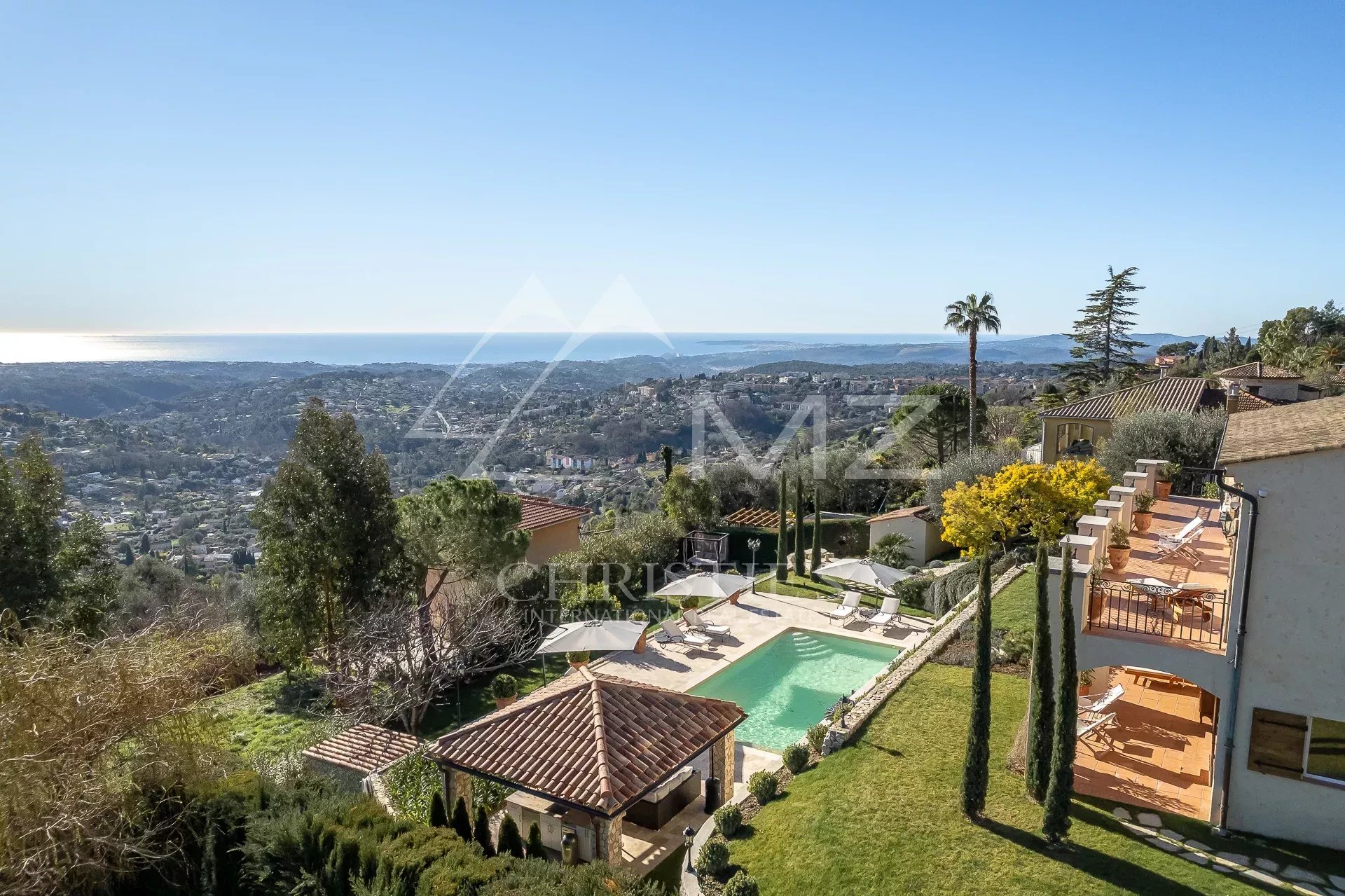 VENCE - CHARMING PROVENCAL BASTIDE WITH PANORAMIC VIEWS