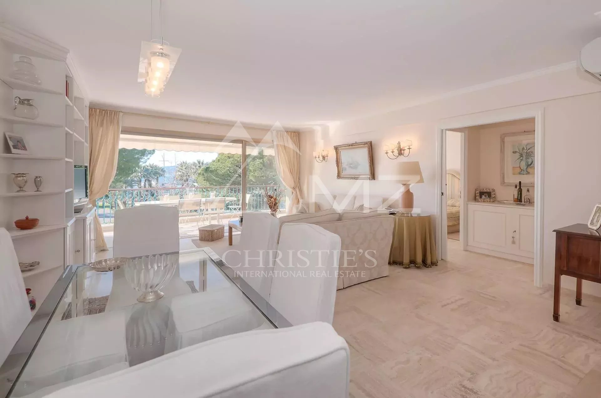 Cannes - Croisette - Appartement avec vue mer