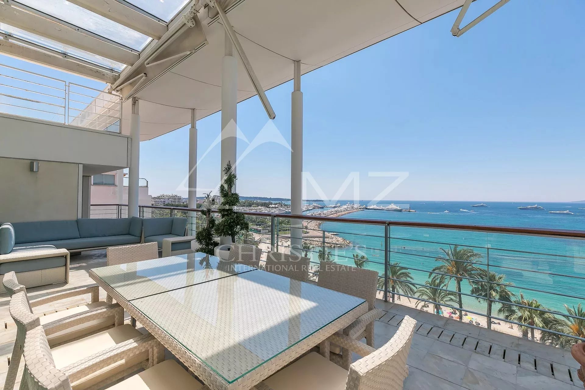 Cannes - Croisette - Penthouse with sea view