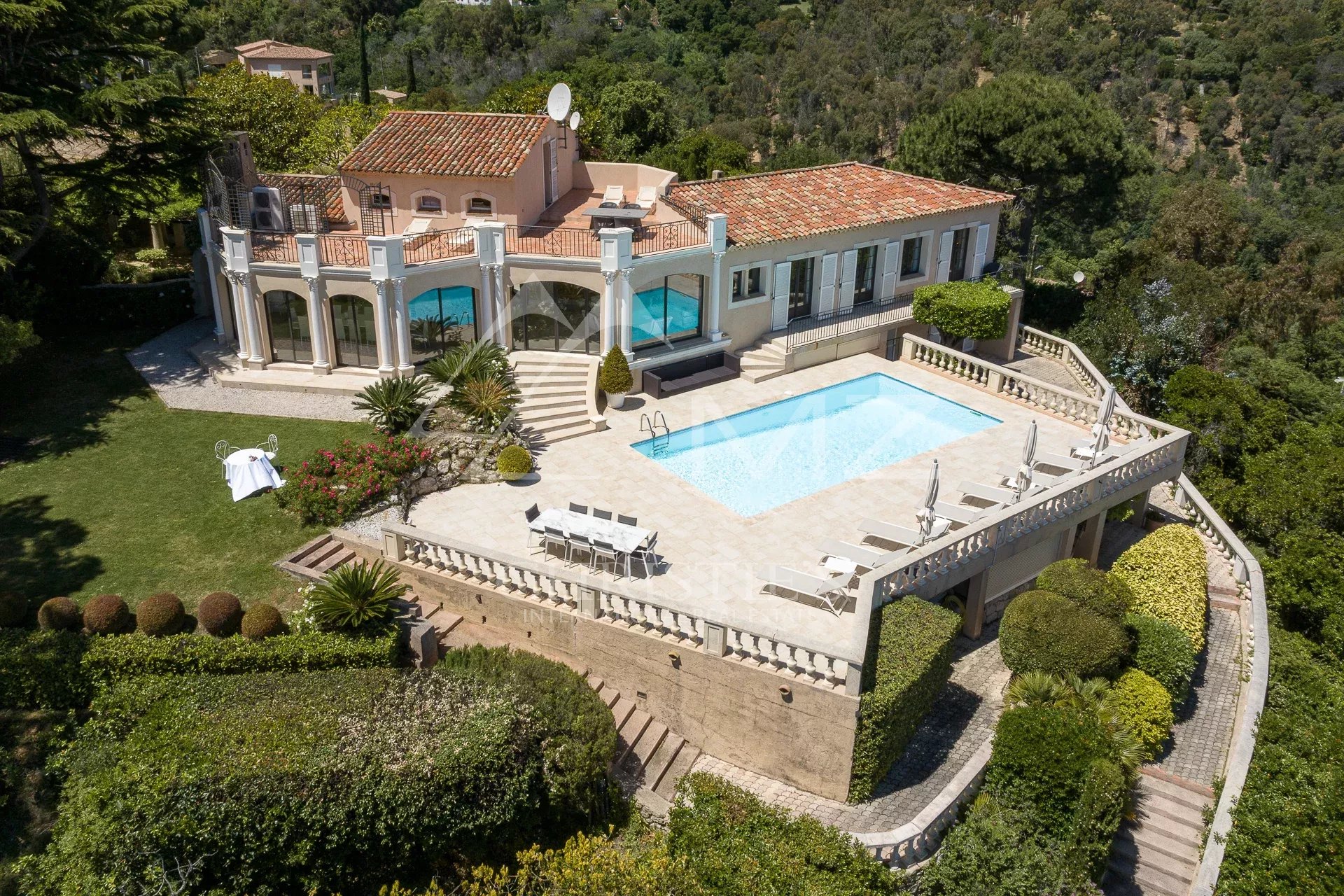 Super-Cannes - Vue panoramique mer - Superbe propriété de charme