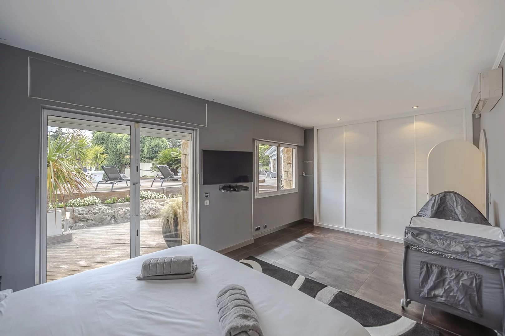 Villa de plain-pied proche Mougins Village