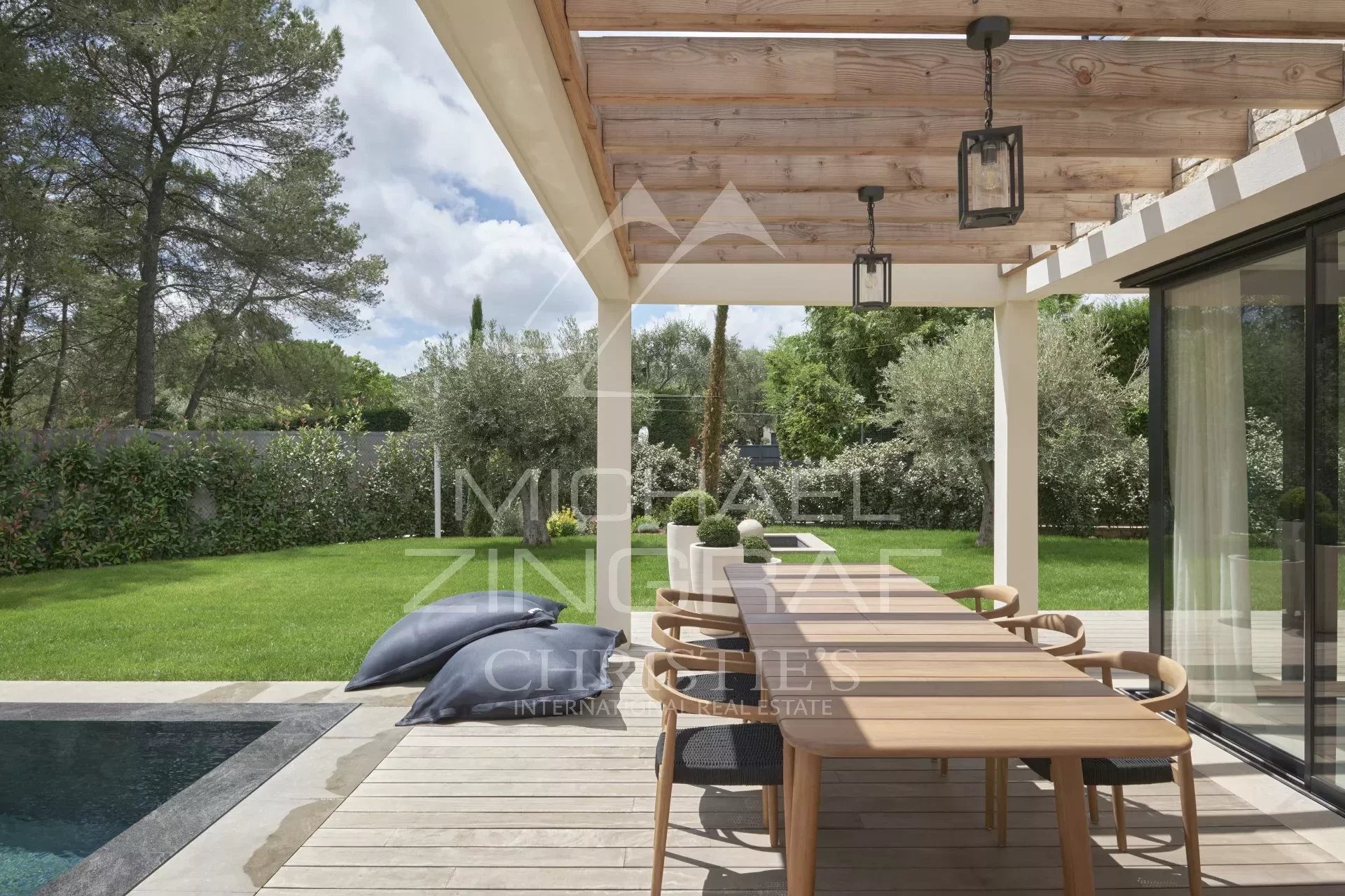 Proche Mougins et Valbonne - Villa contemporaine - 3 chambres