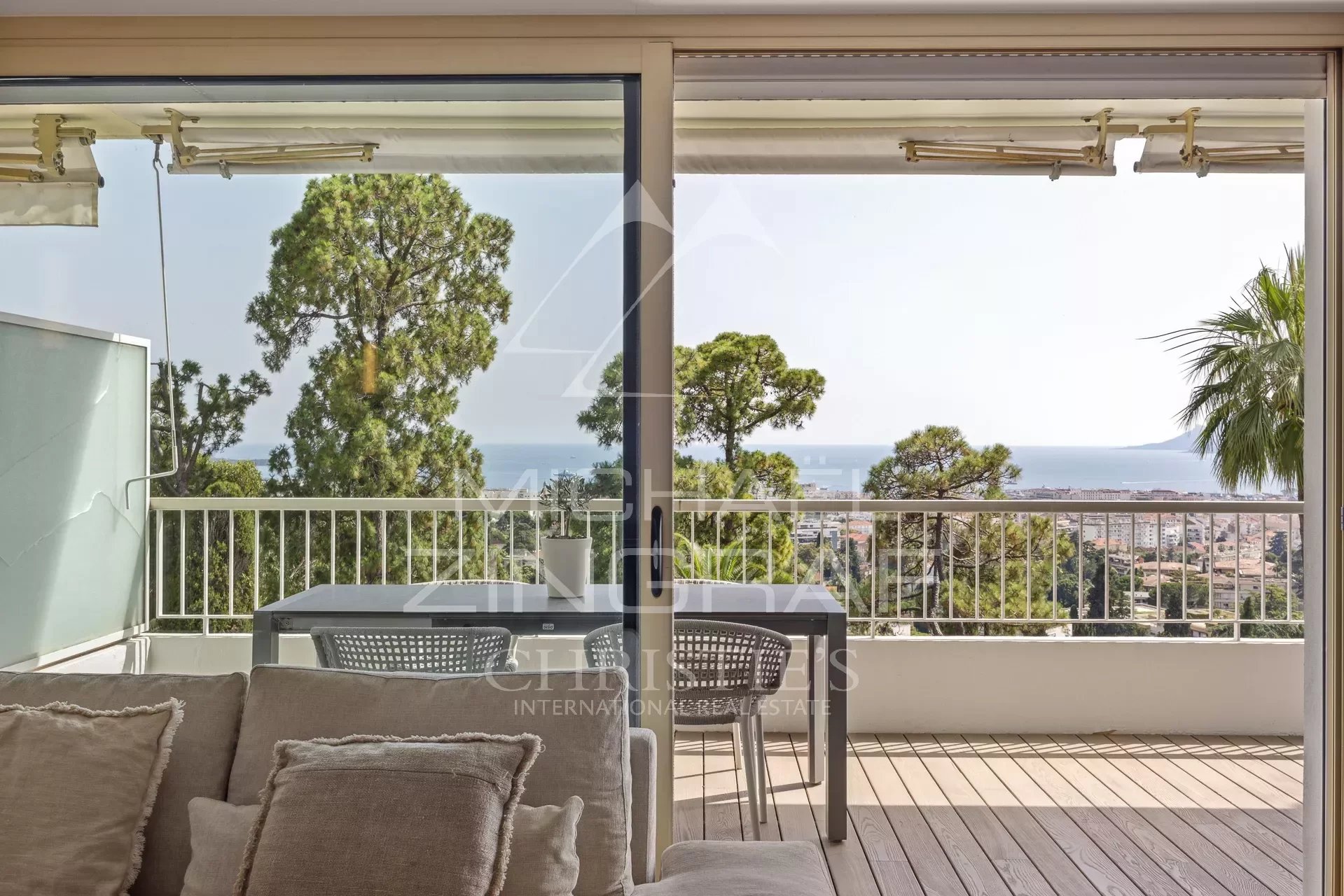 Superbe appartement a la vue mer incroyable