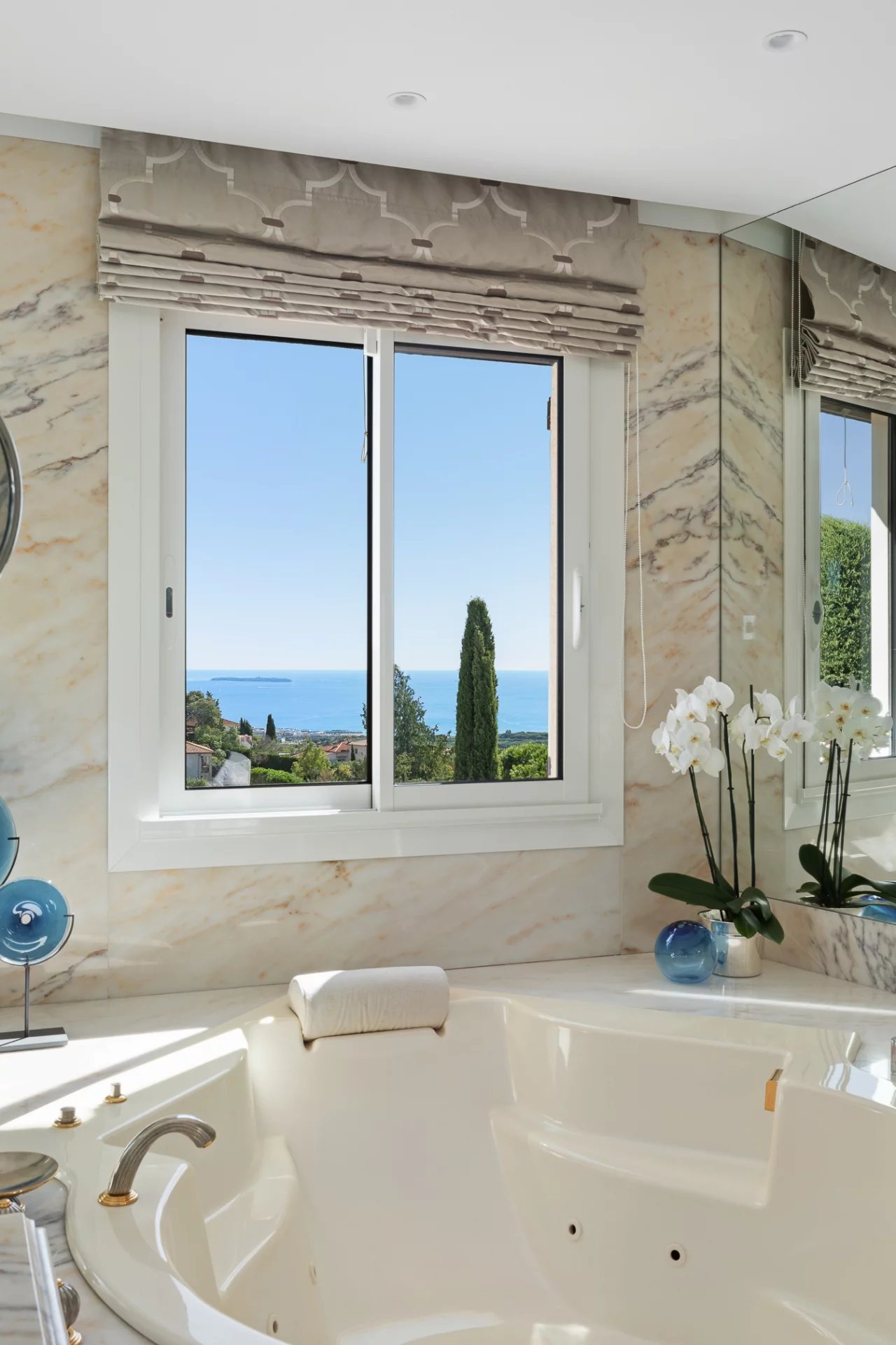 Nahe Cannes - Villa mit Meerblick