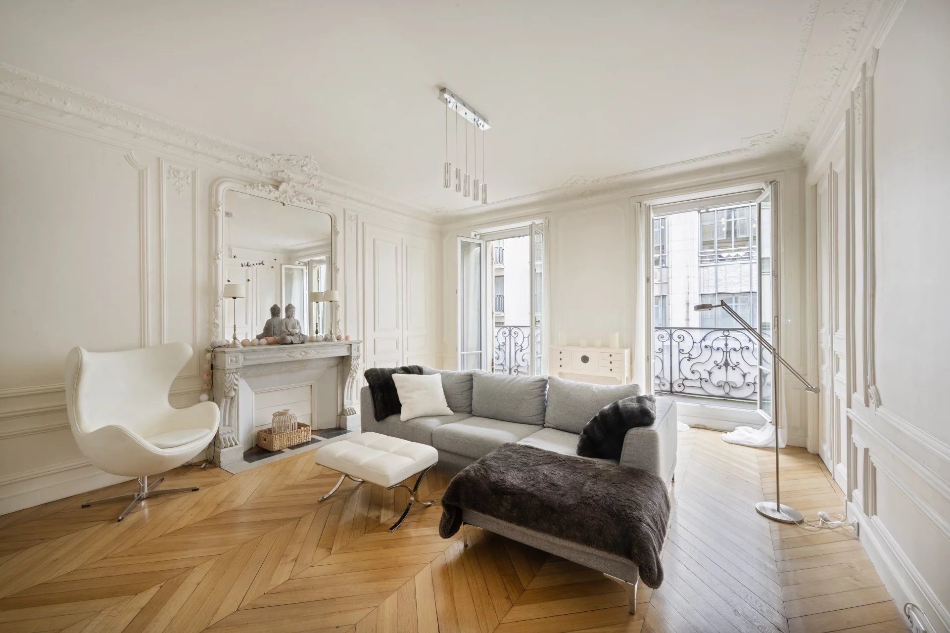 Appartement Haussmannien d’exception de 122 m² - entre Saint-Honoré et Champs-Élysées - Paris 8