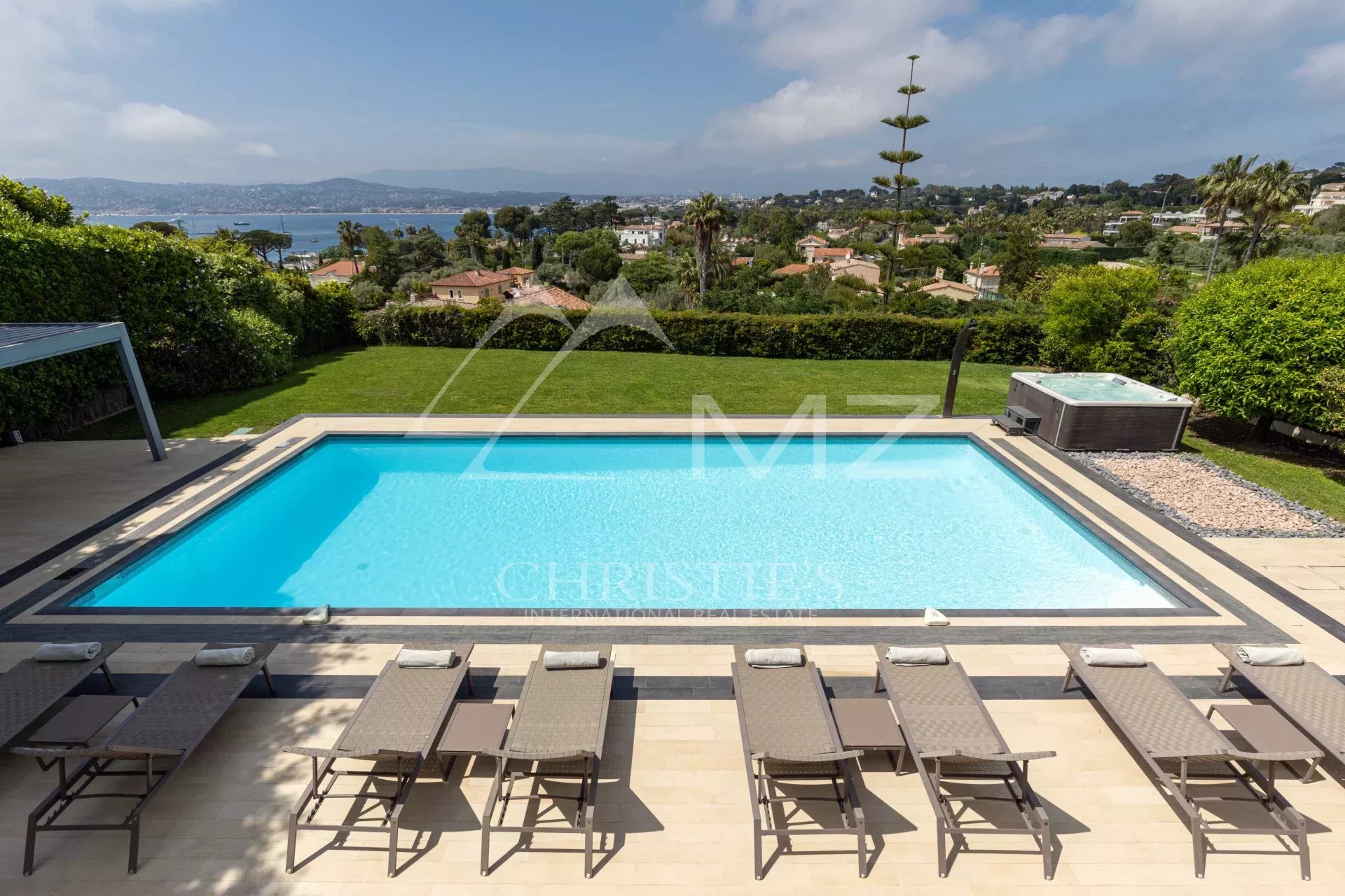 Cap d'Antibes - Zeitgenössische Villa