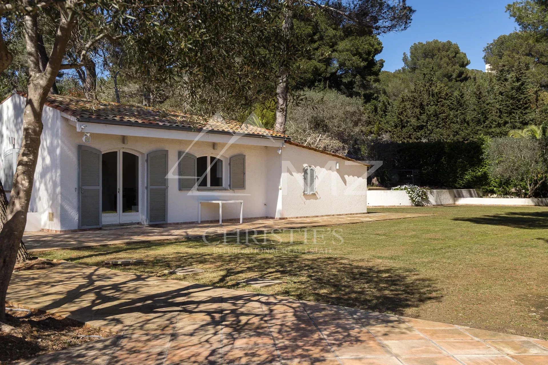 Hauteurs de Cannes – Vue panoramique mer et Estérel