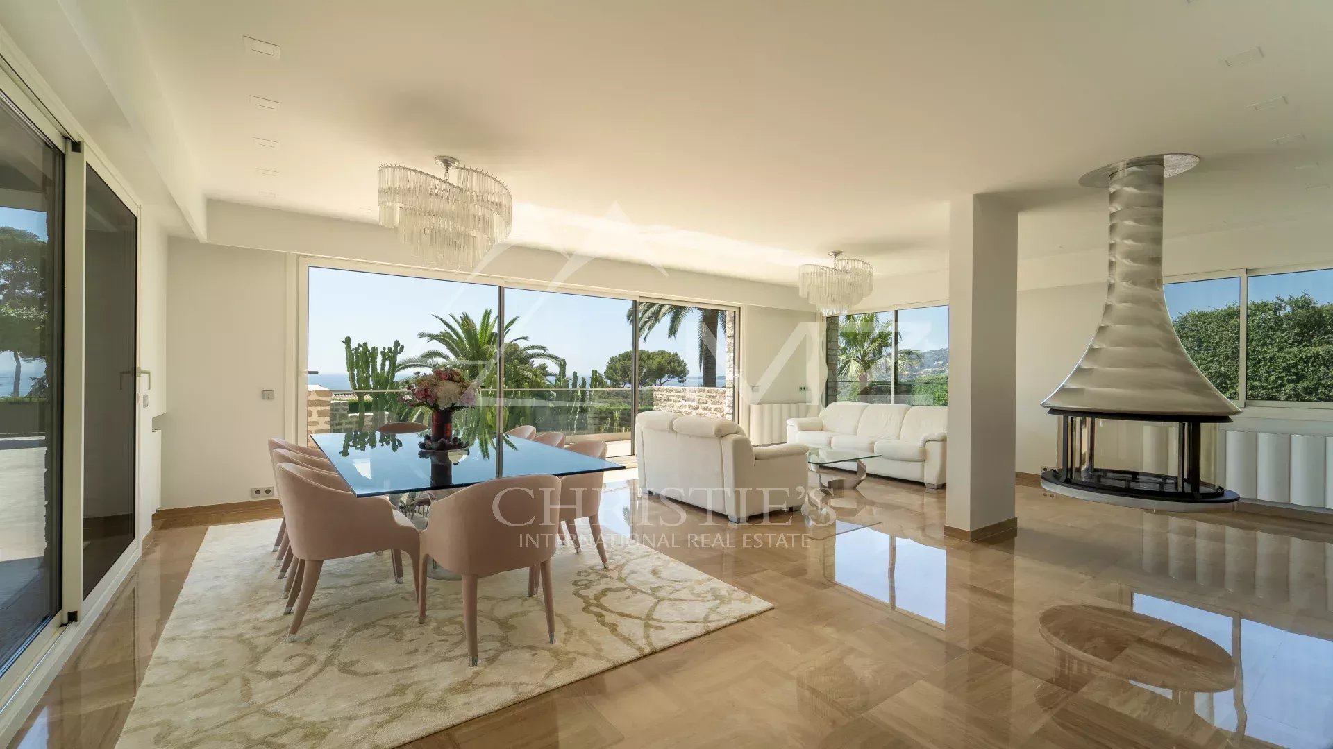 Contemporary Property  panoramic Sea view in Prestigious Estate.