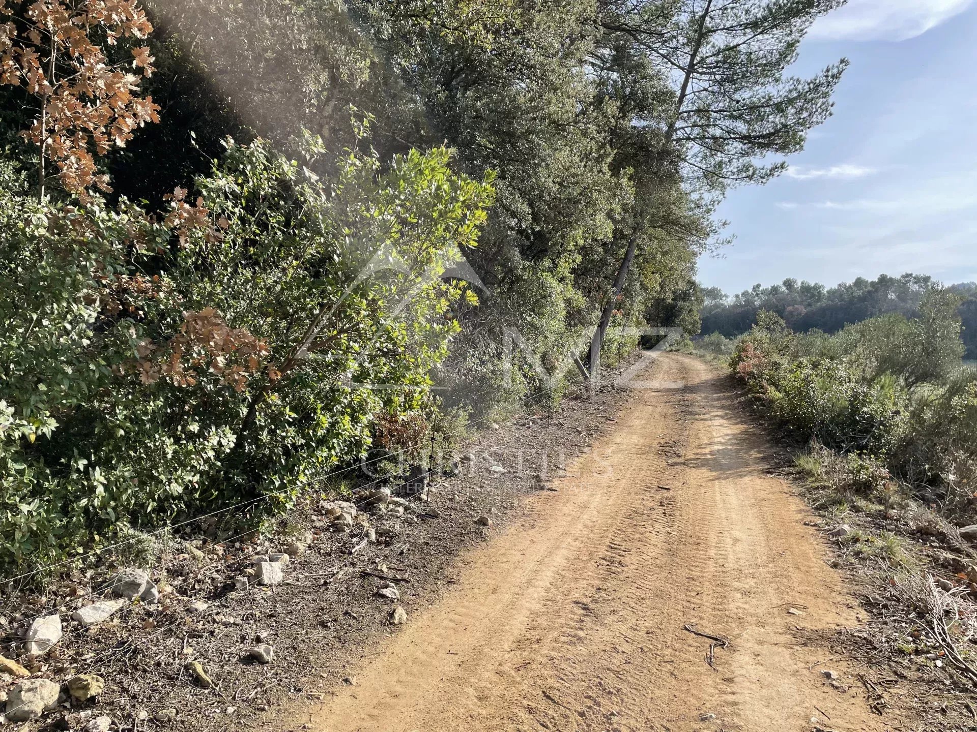 BASTIDE DE CHARME AU COEUR DU TERROIR DES CÔTES DE PROVENCE