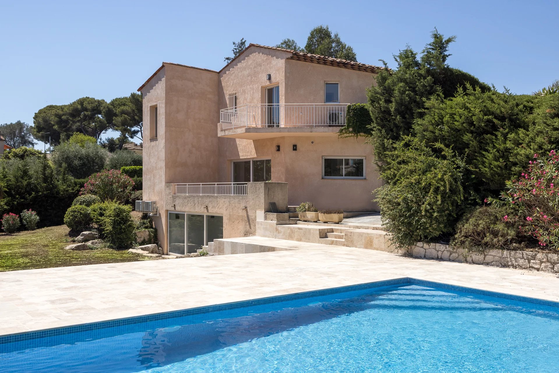 Hauteurs de Cannes - Maison de famille - Vue panoramique mer et jardin