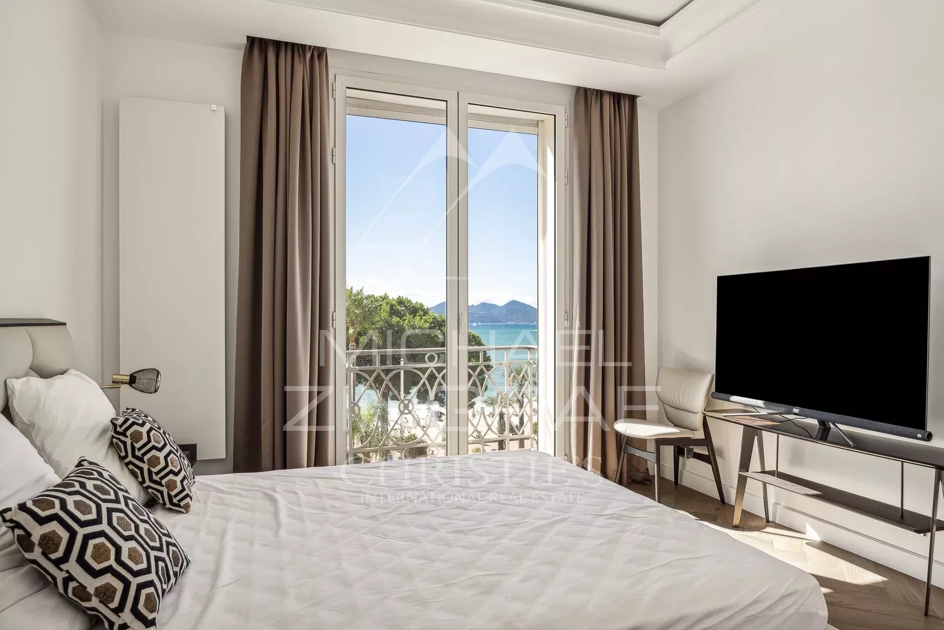 Cannes Croisette 2 Zimmer Meerblick