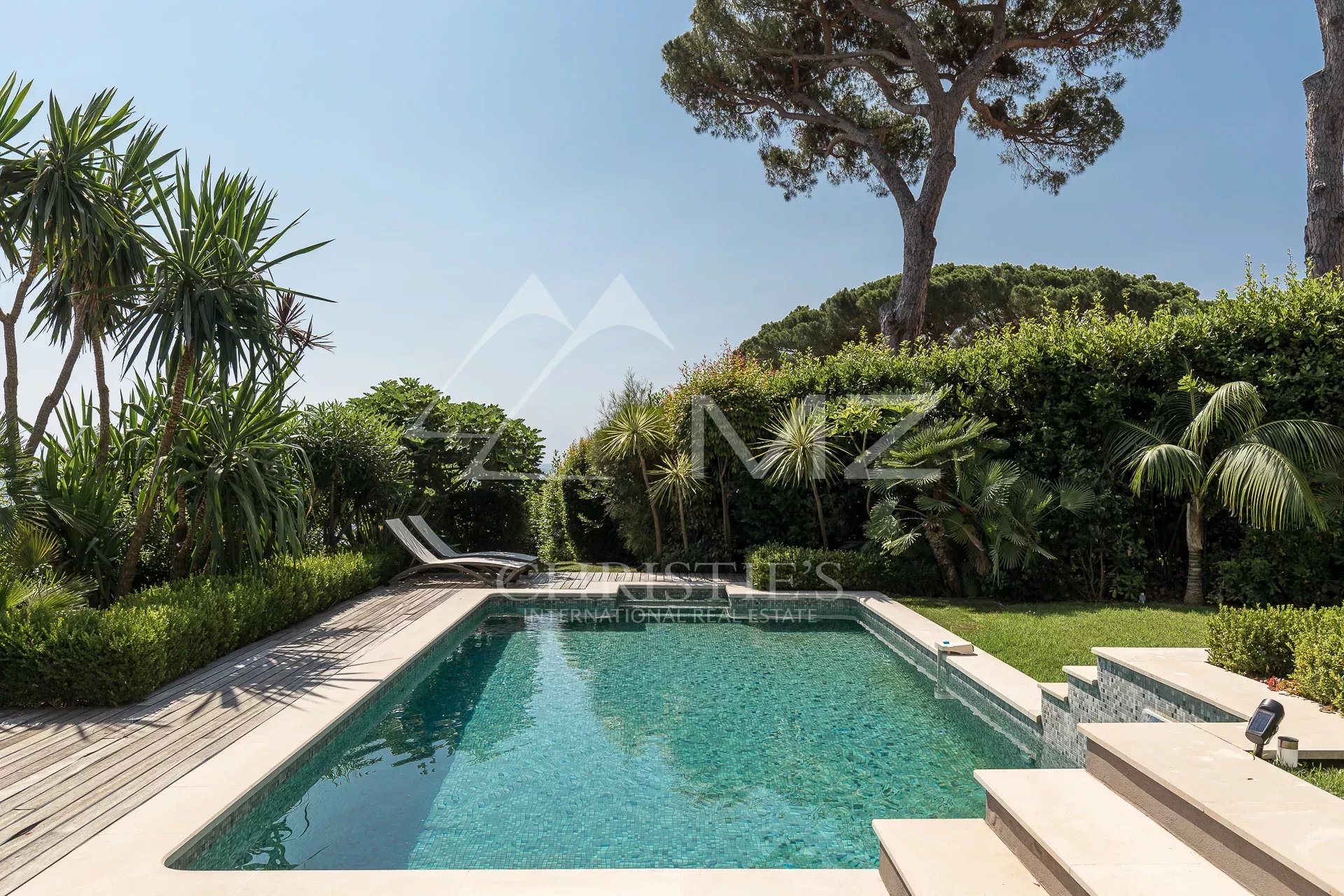 Cannes - superbe villa contemporaine 4 chambres