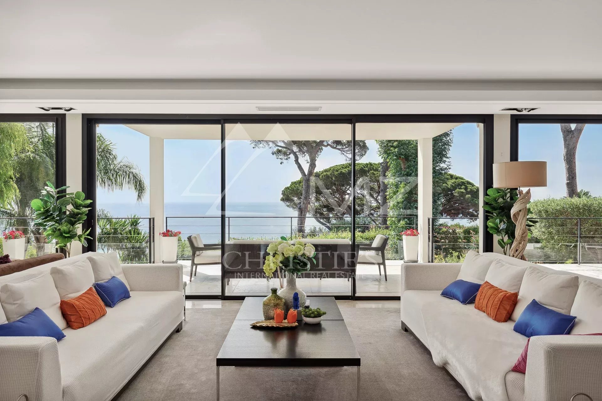 Cannes - superbe villa contemporaine 4 chambres