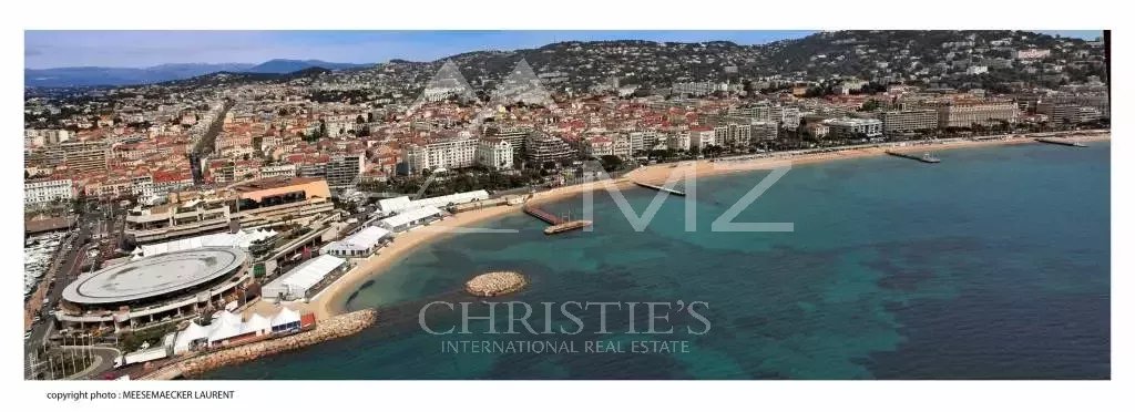 Cannes - Croisette - Somptueux appartement