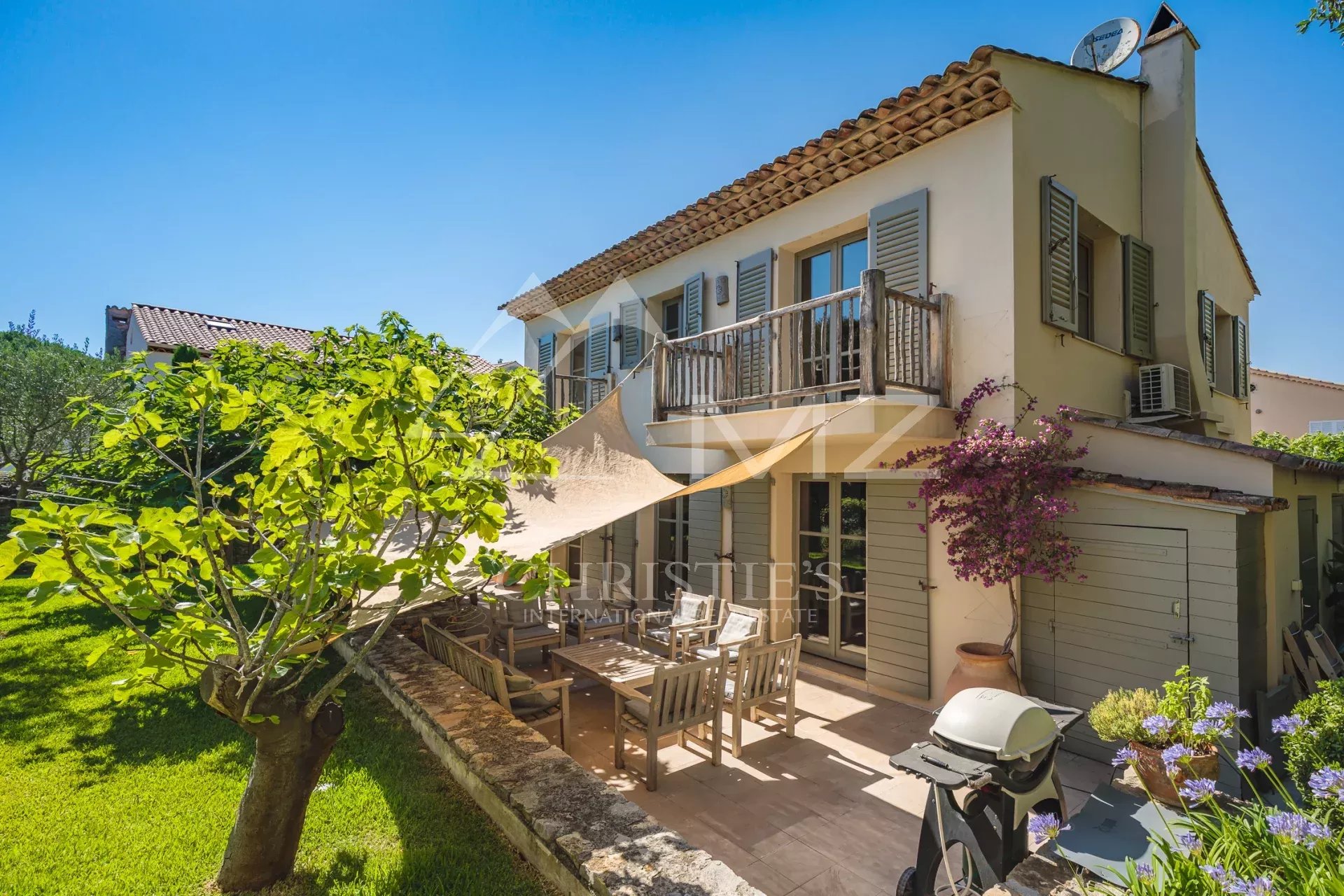 Saint-Tropez - Property ideally located