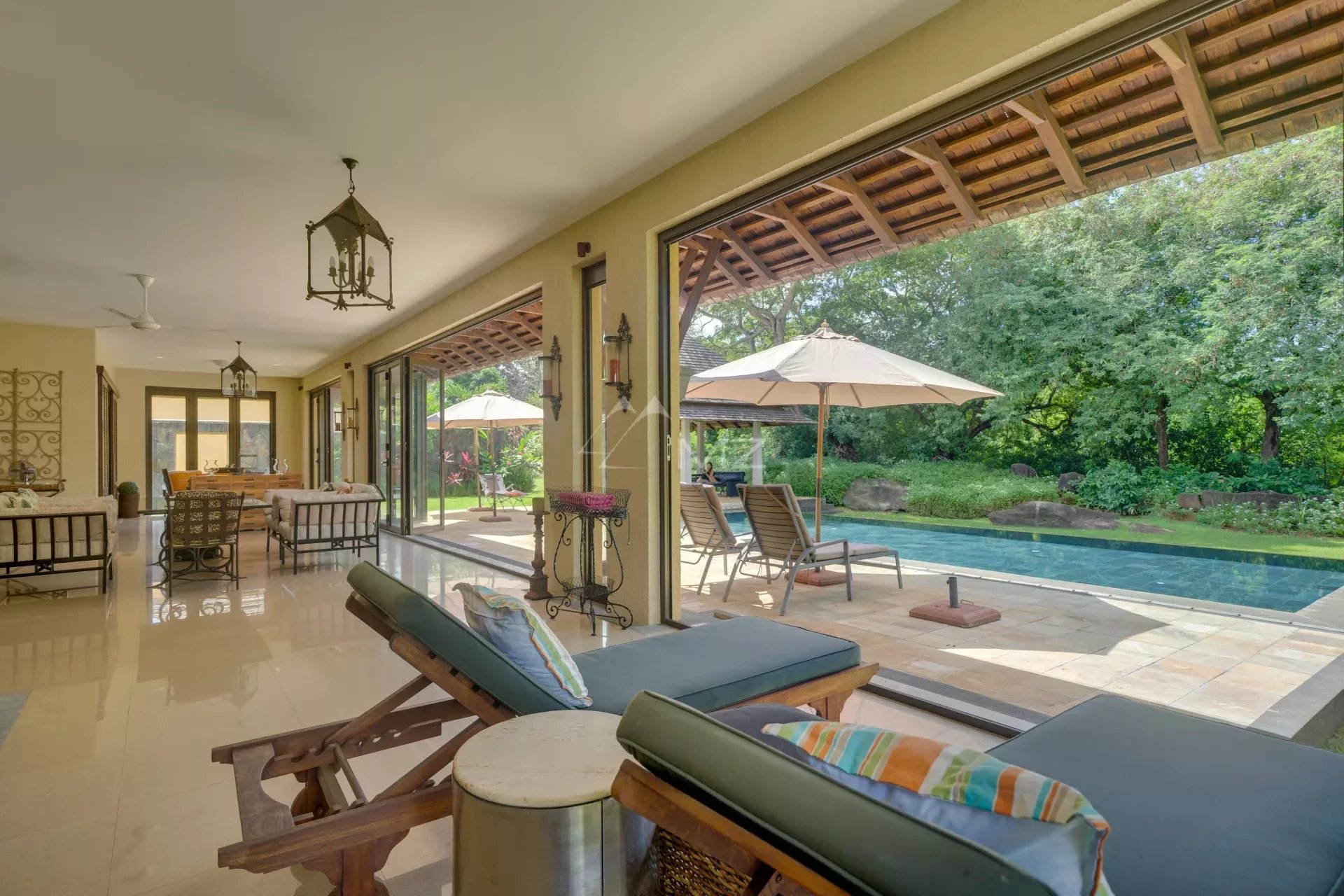 TAMARIN: Villa 3 chambres sur Golf