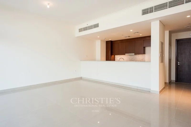 Exclusive|Pool View|Large Layout|Tenanted|High Flr