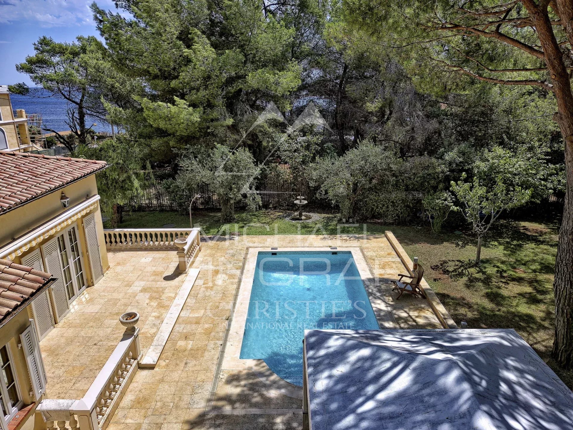 Cap d'Antibes - Villa mit Meerblick, zu Füßen von La Garoupe