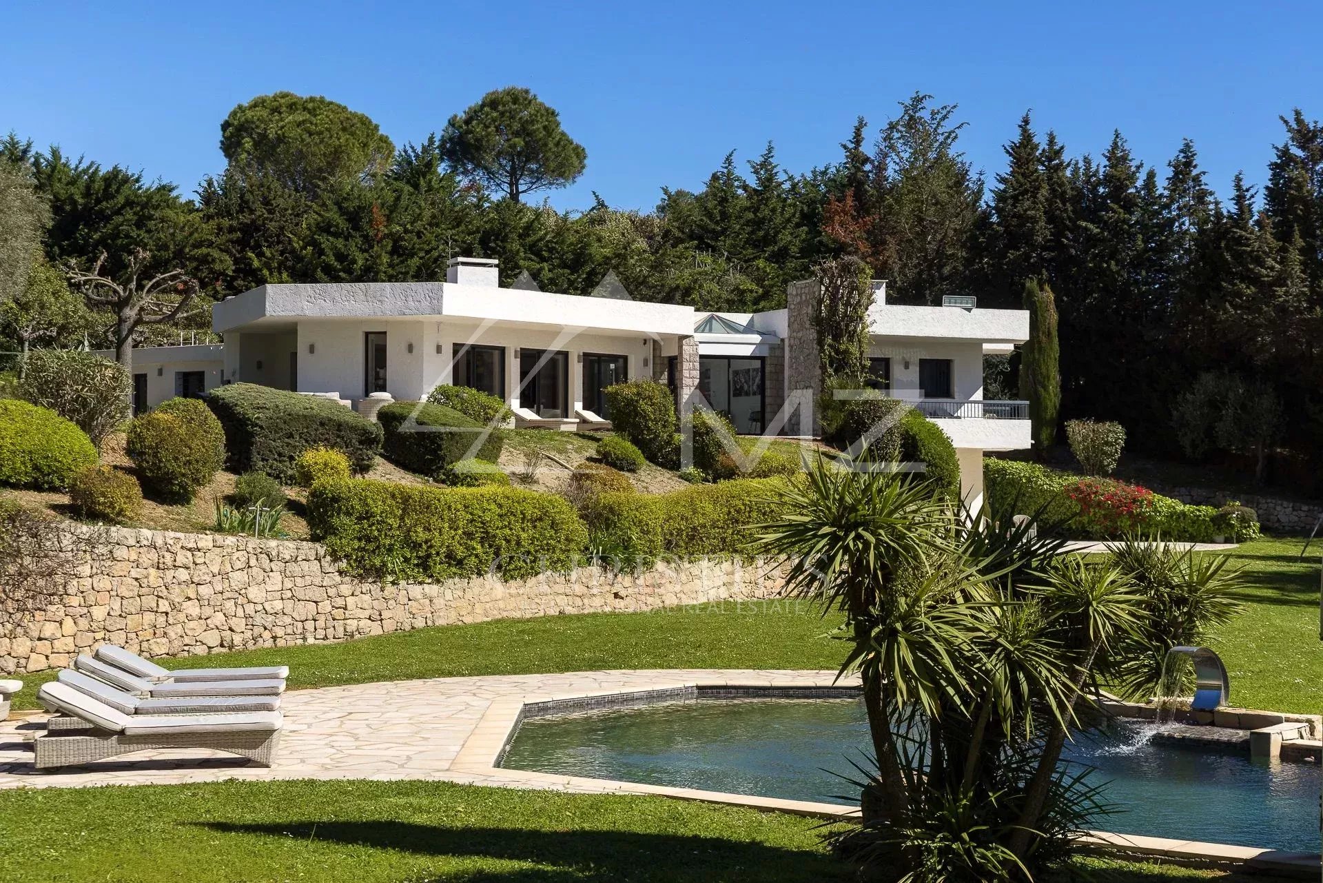 Mougins - À pied du vieux village