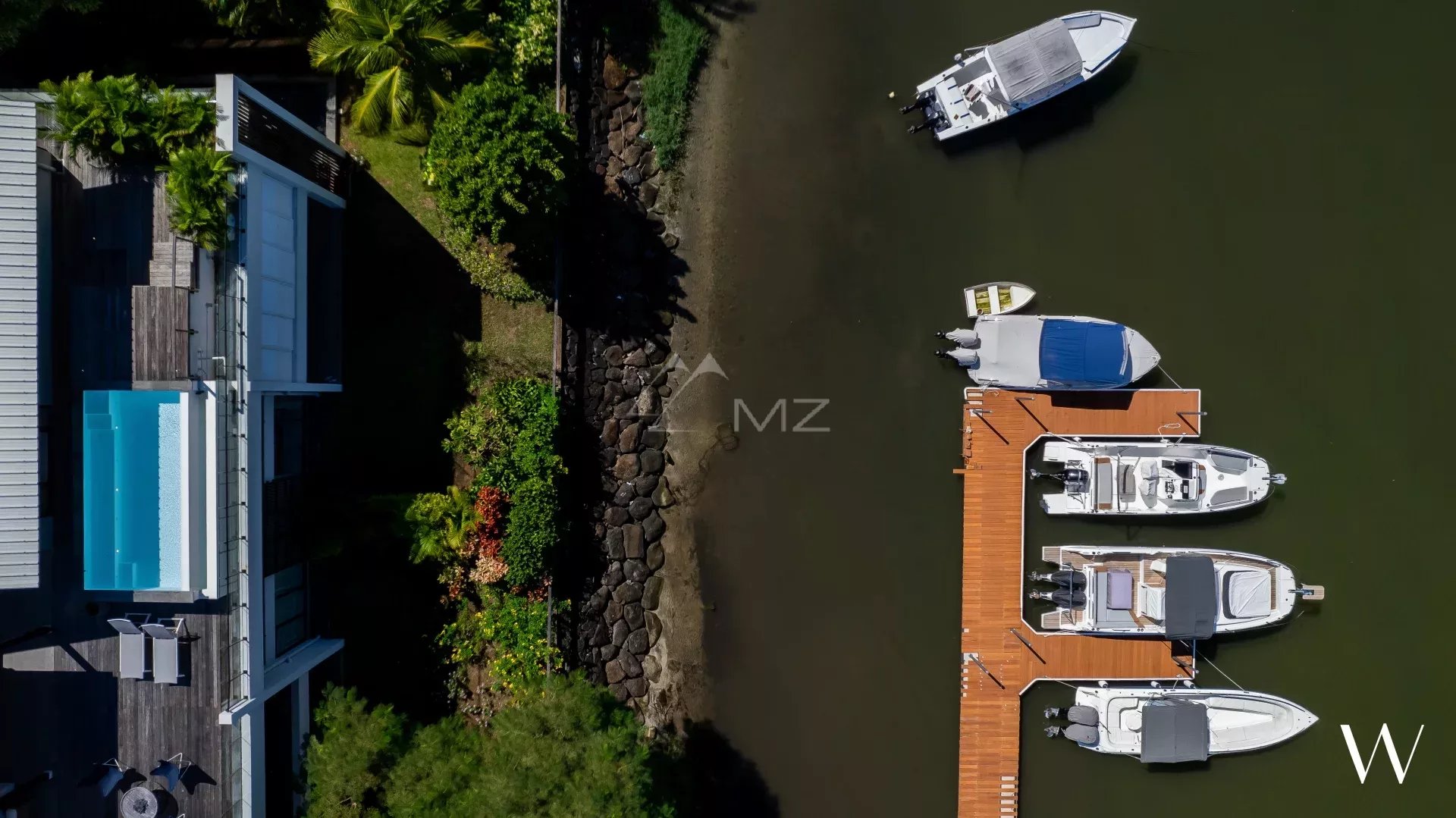 Penthouse de 4 chambres en bord de mer